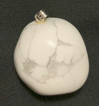 howlite.jpg