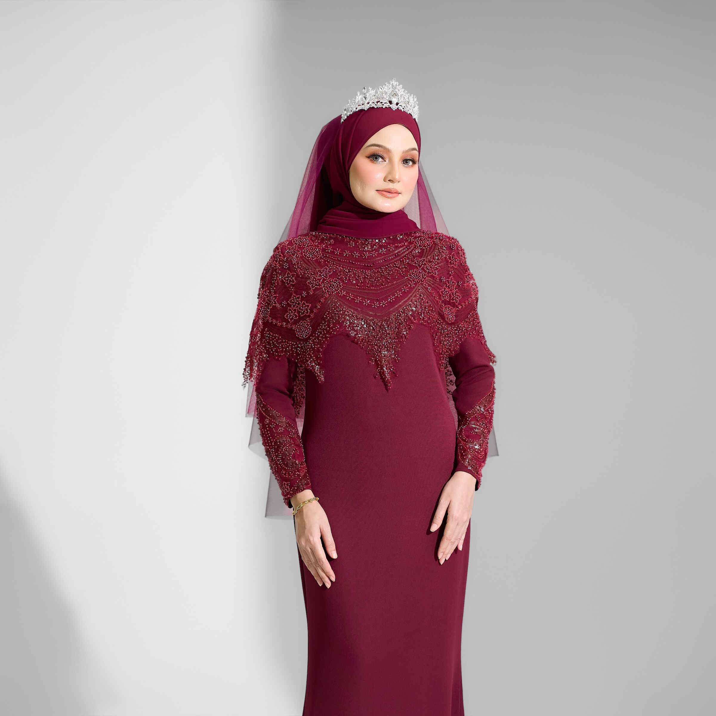 Elara Dress Burgundy