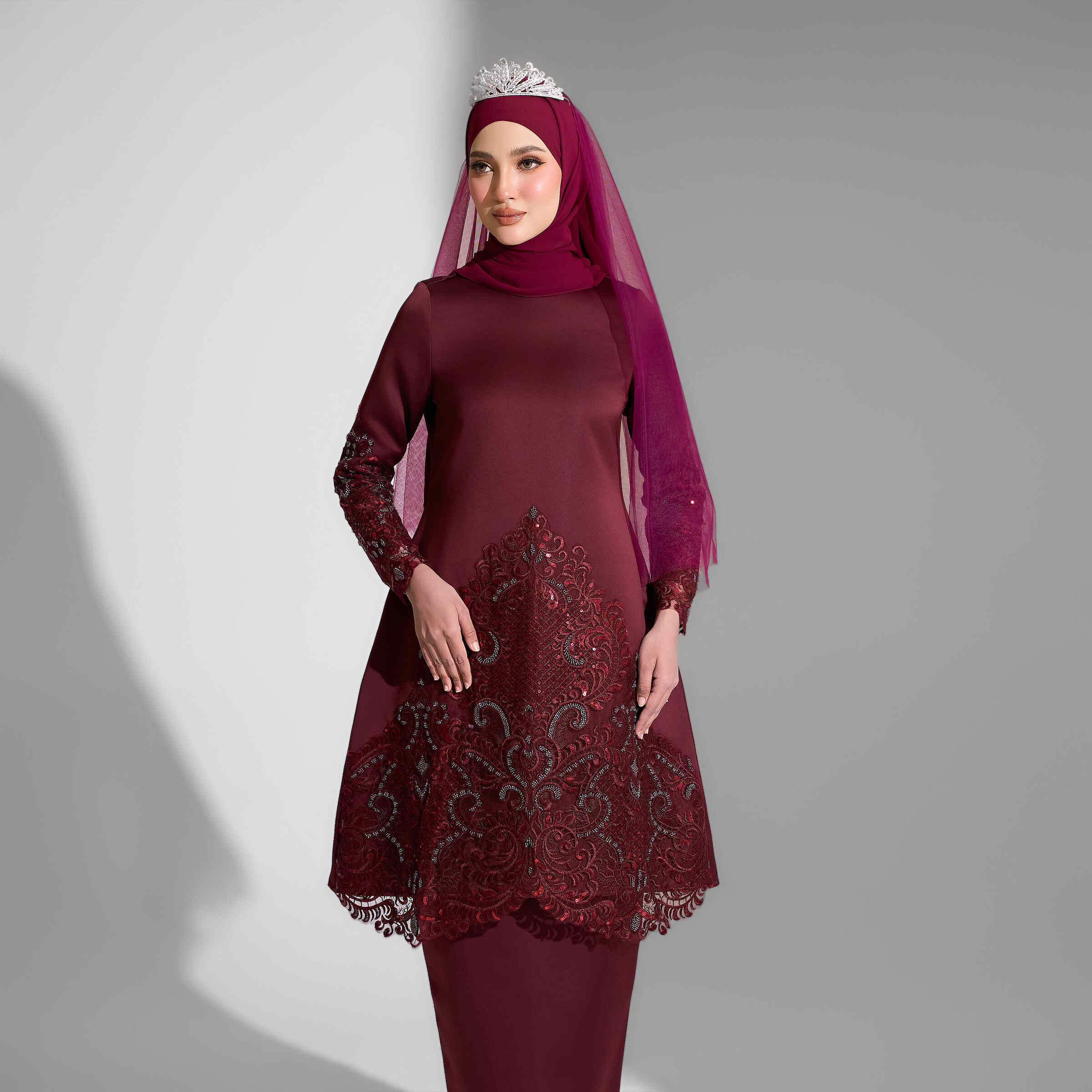 Zalya in Burgundy