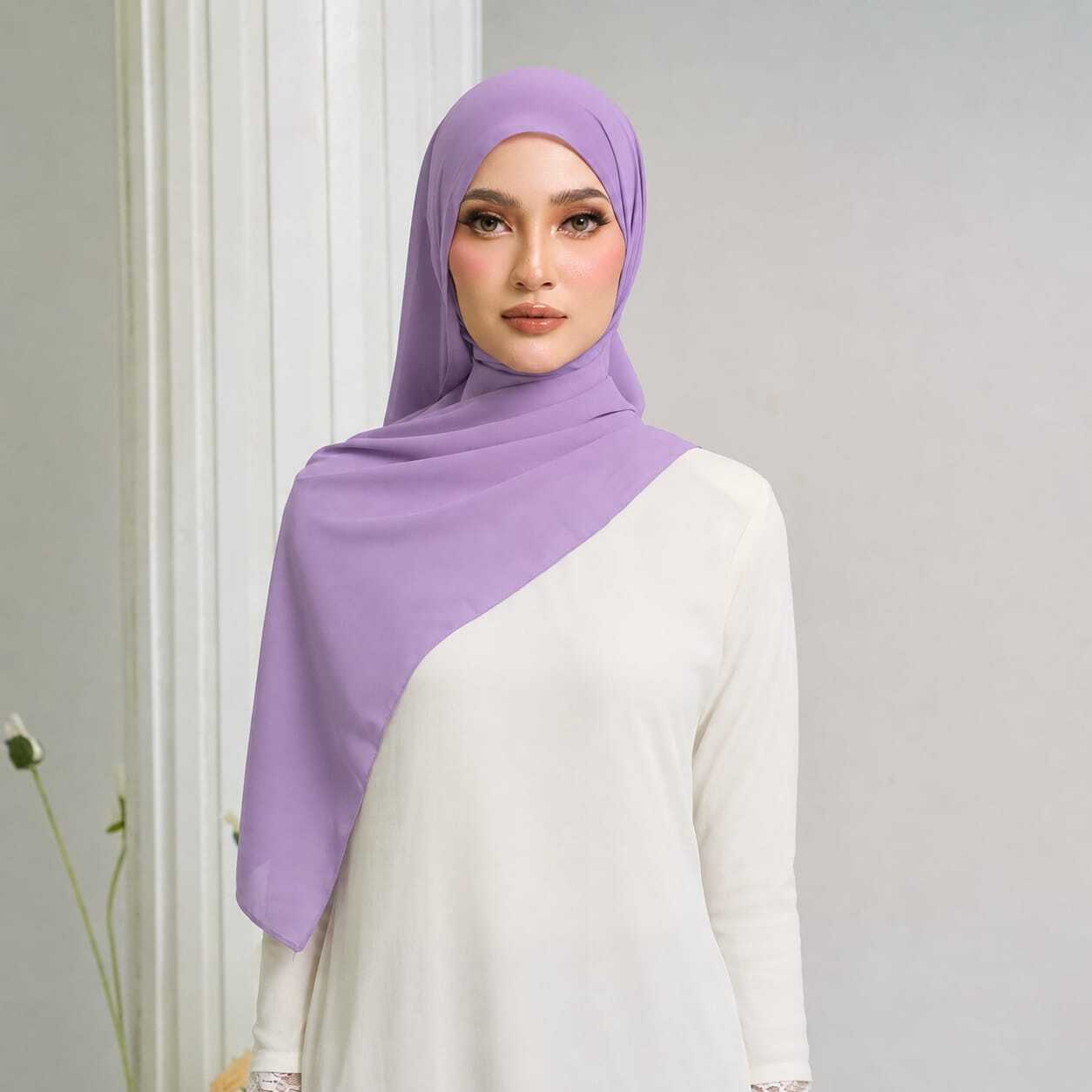 Shawl Lawa in Lilac