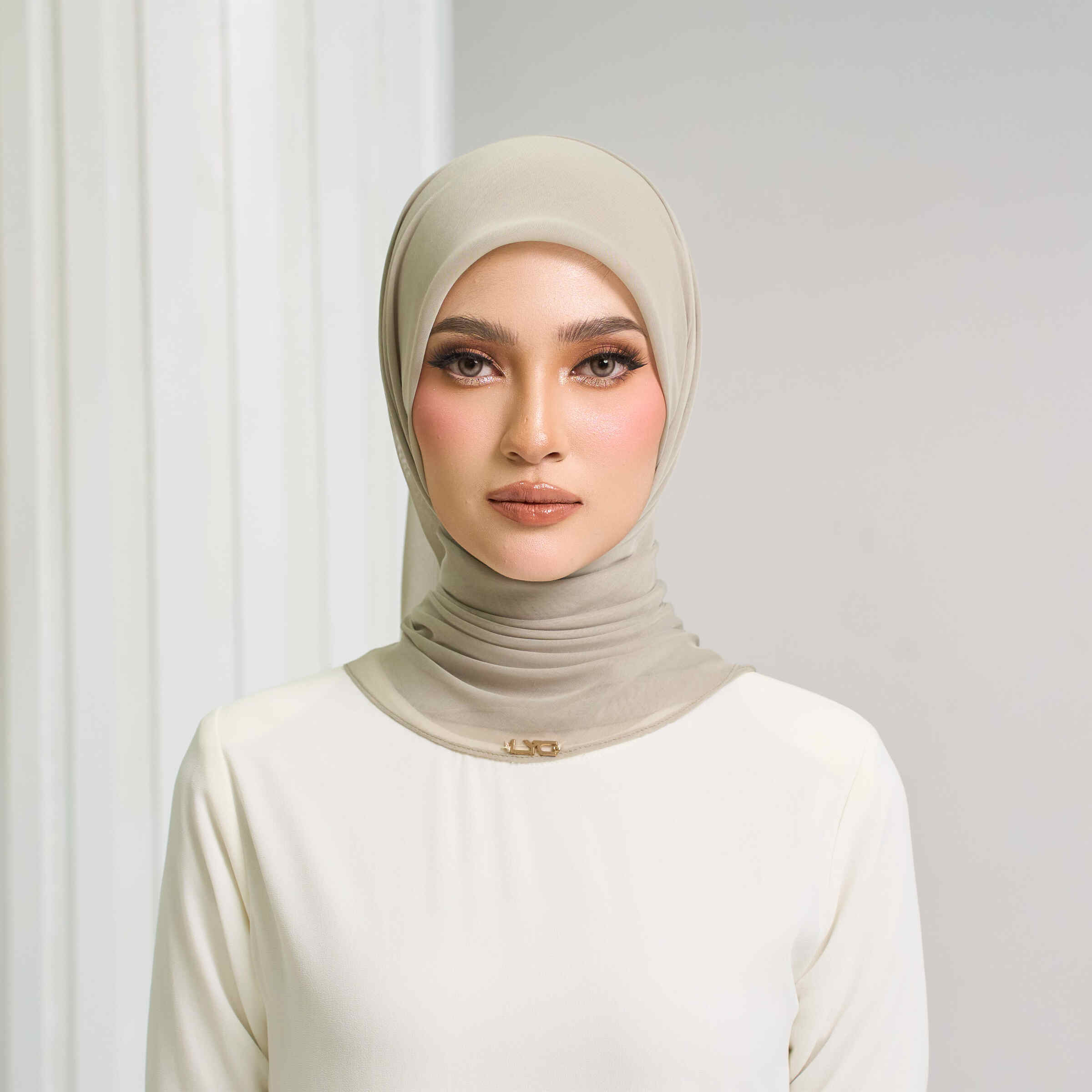 Bawal Manis in Sage Green