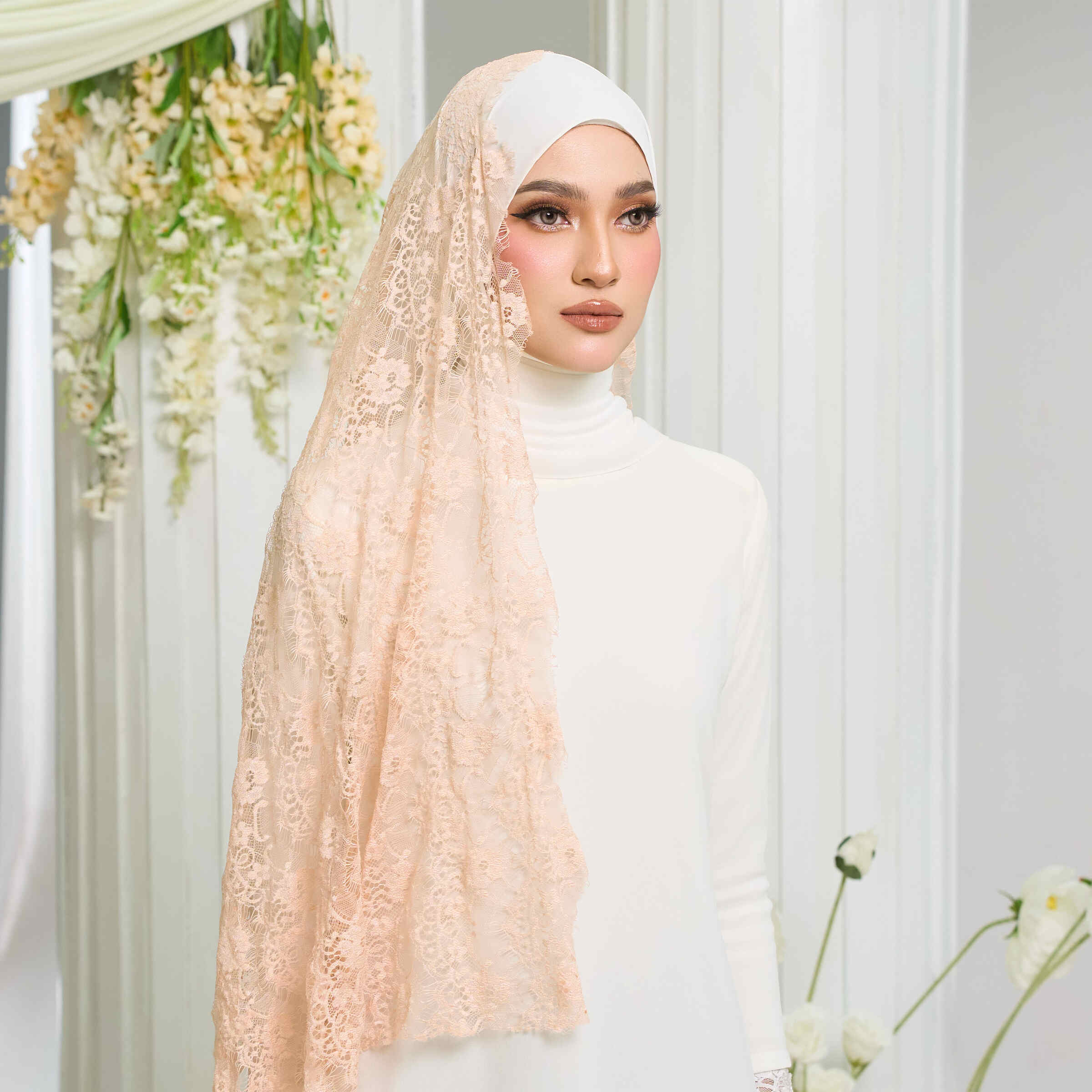 Lacey Veil in Pinky Peach