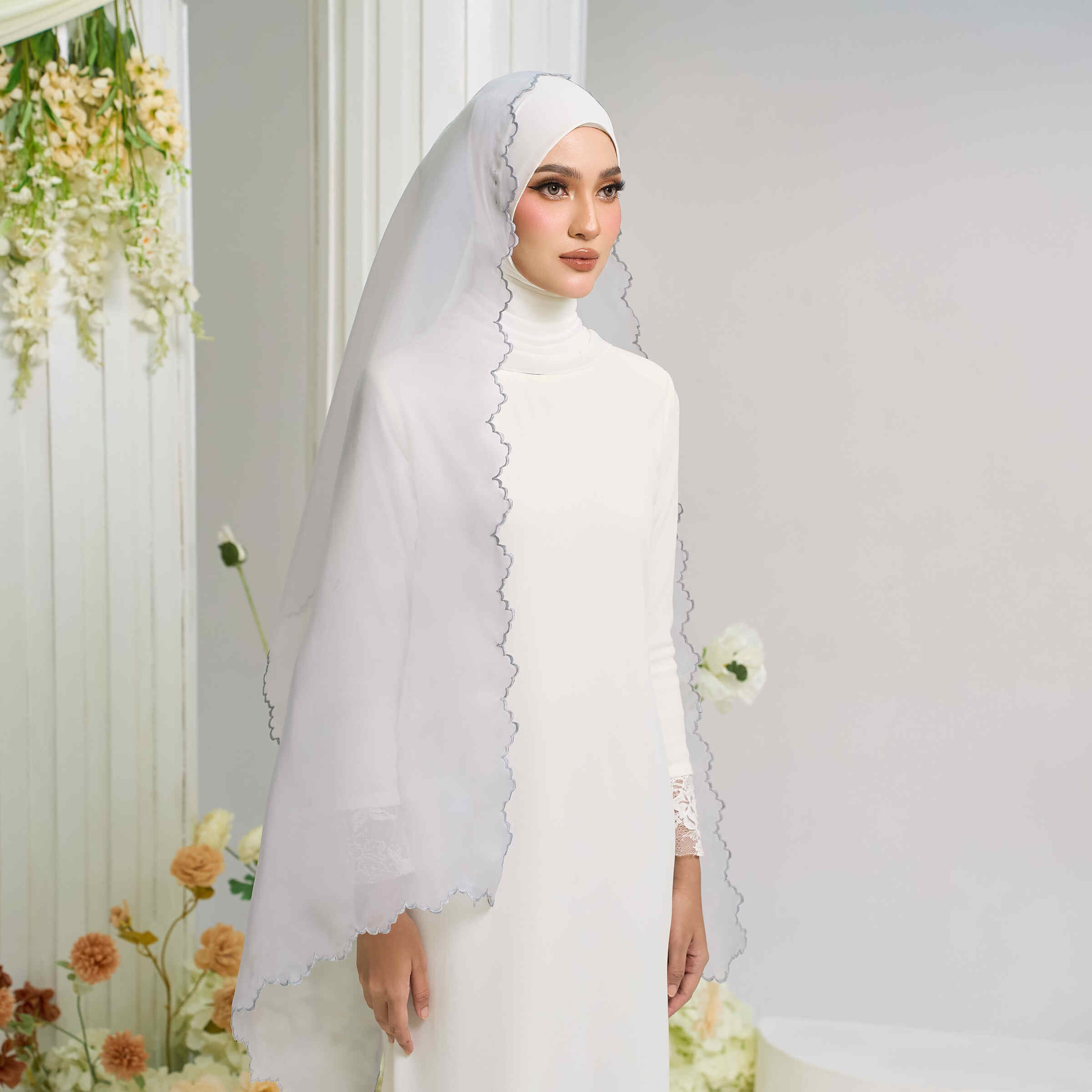 Organza Veil in Grey