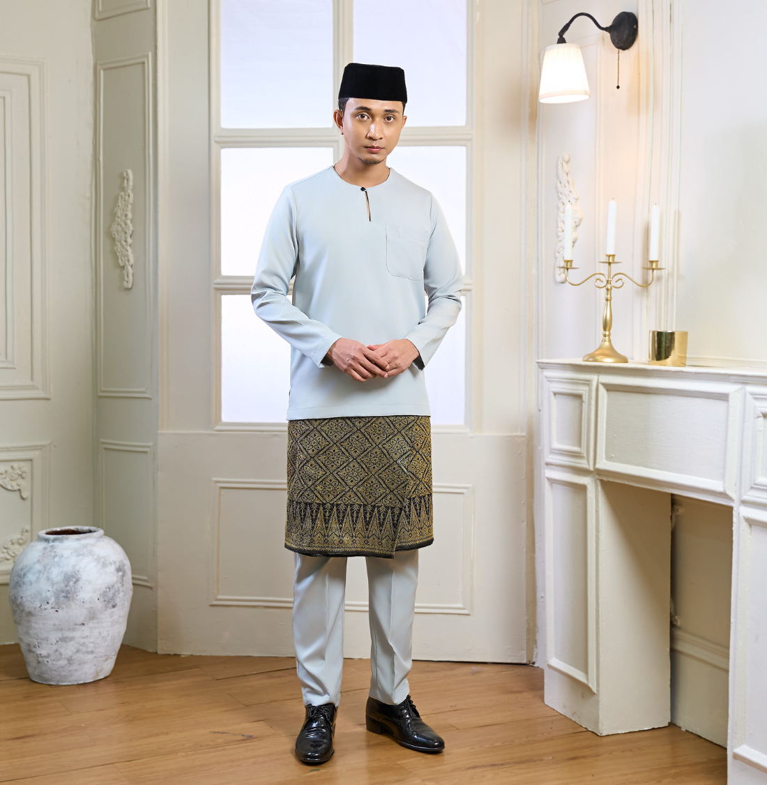 Tuah in Grey