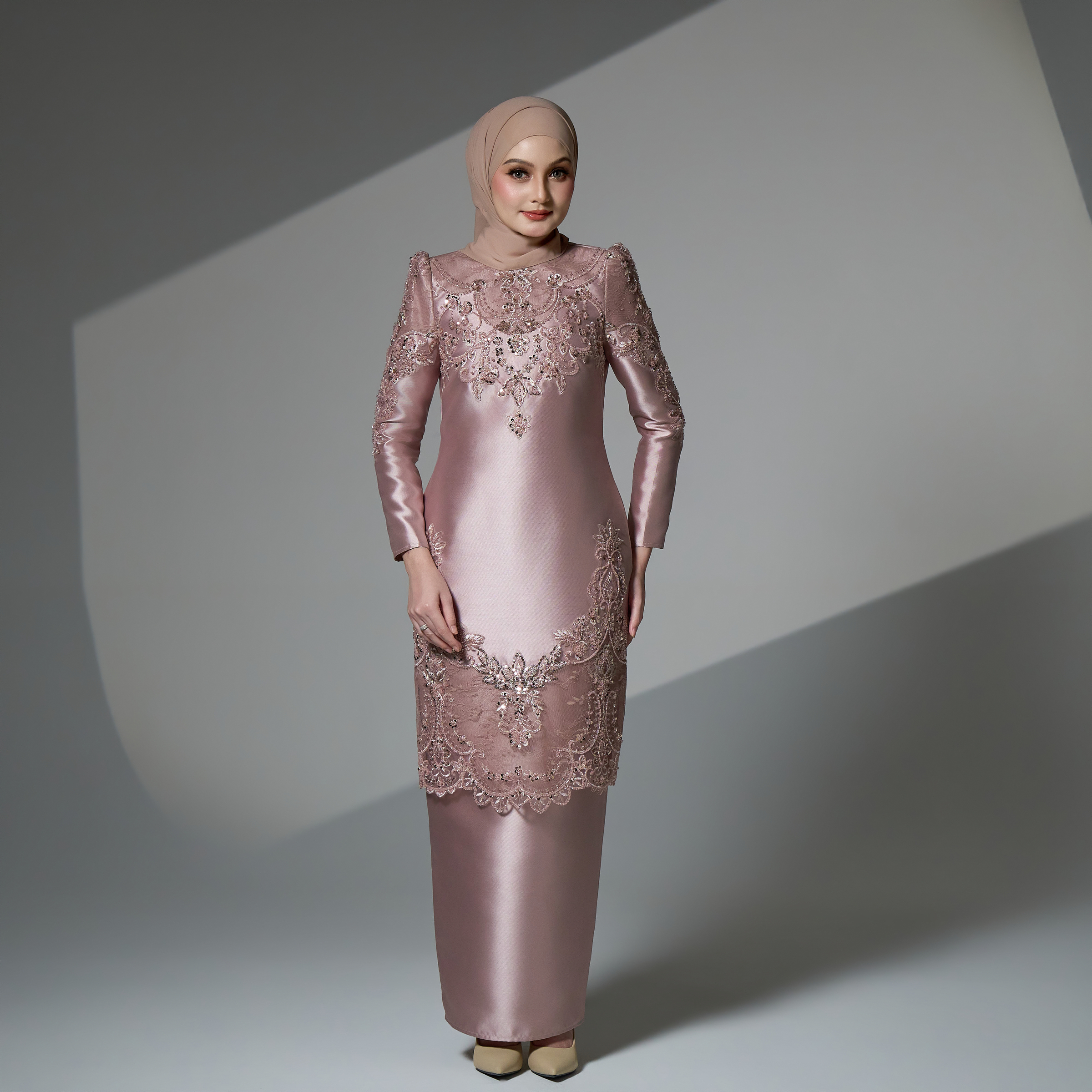 Nuha 2.0 in Rose Gold