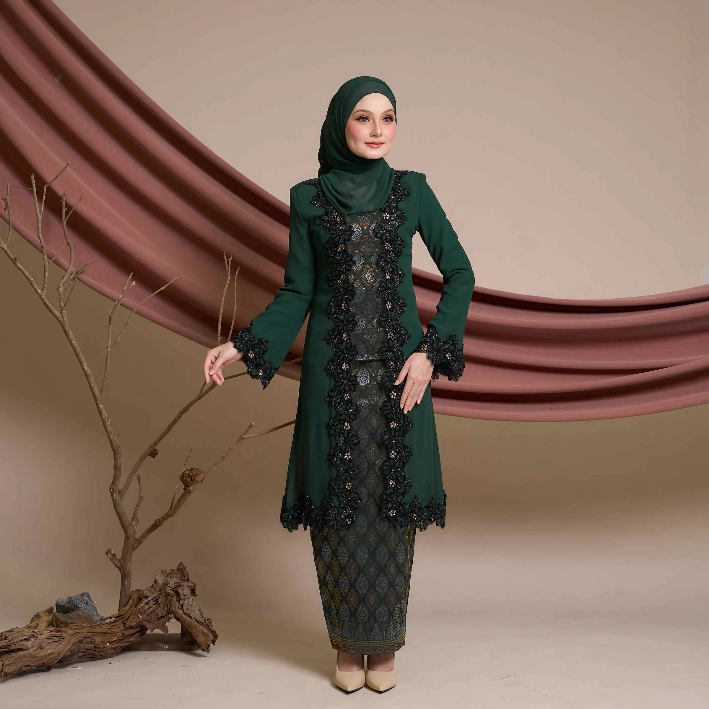 Suri Songket in Emerald