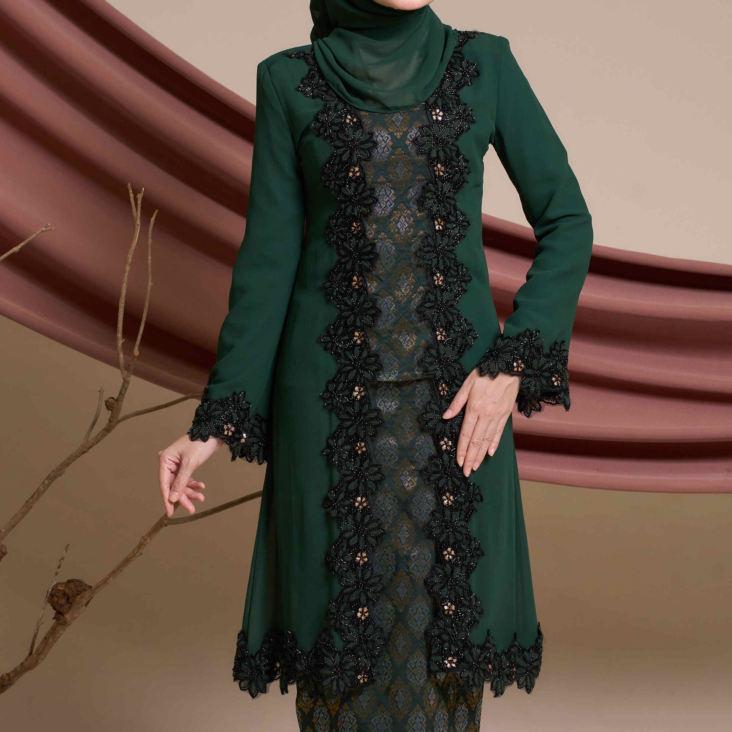 Suri Songket in Emerald
