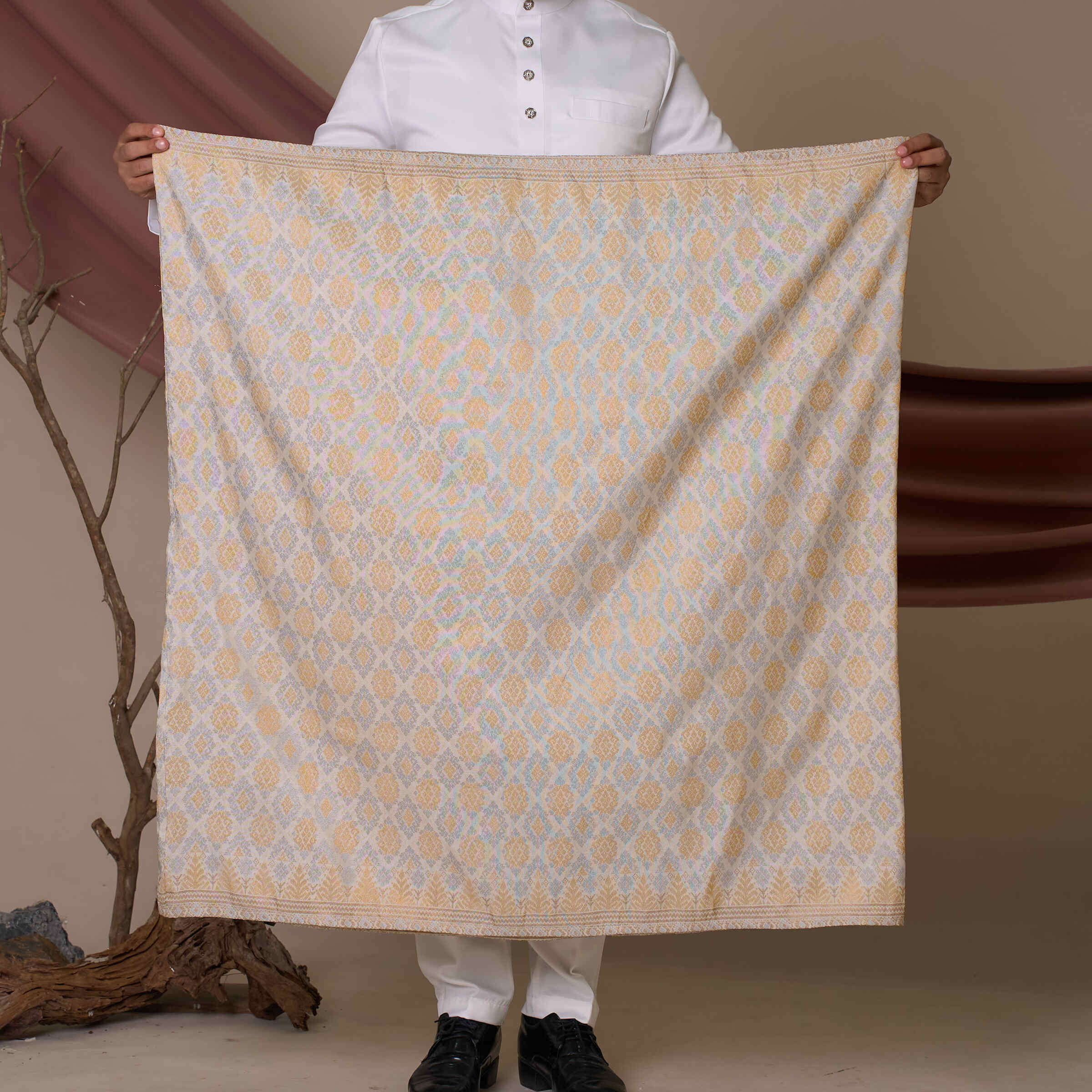 Sampin Songket in Off White