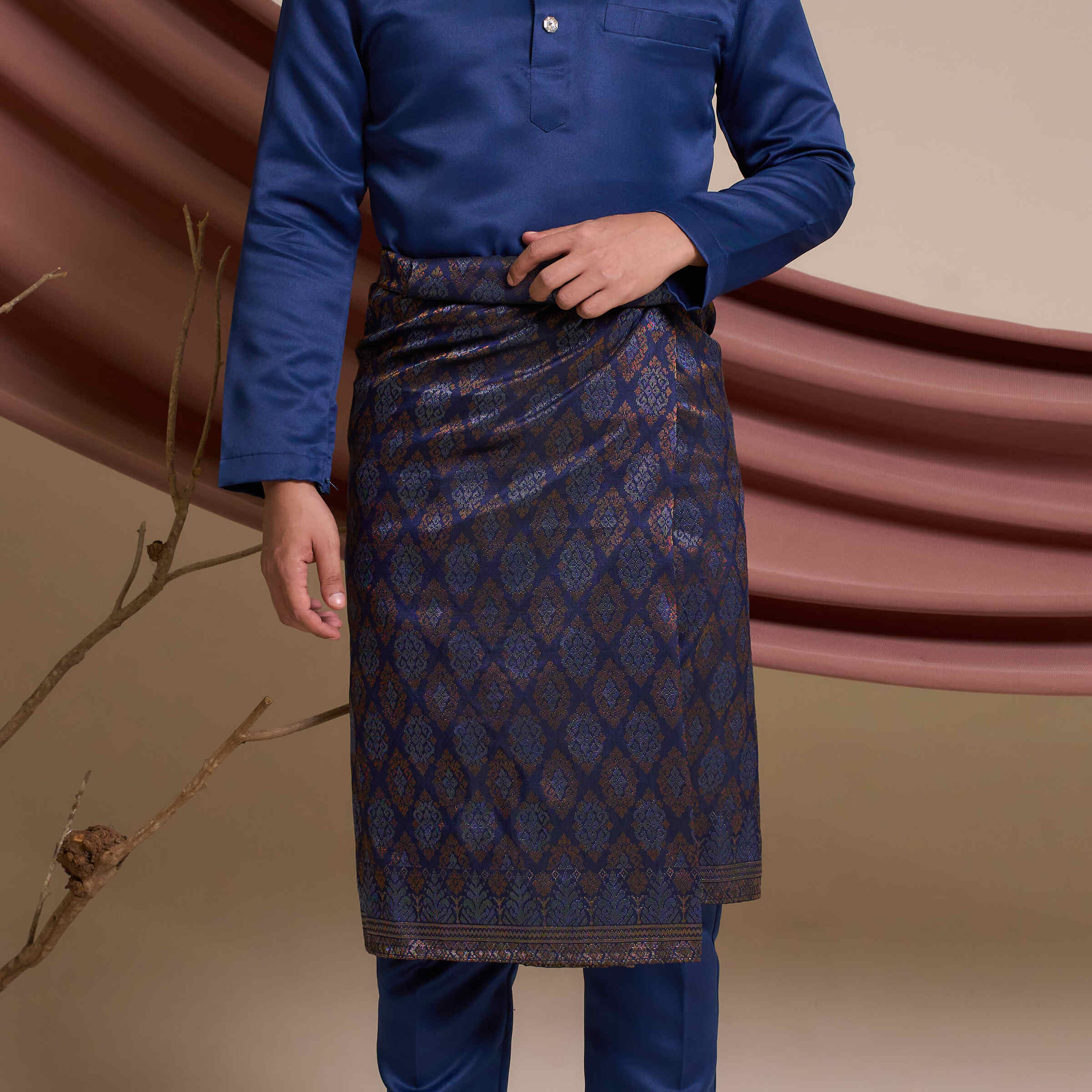 Sampin Royal in Navy