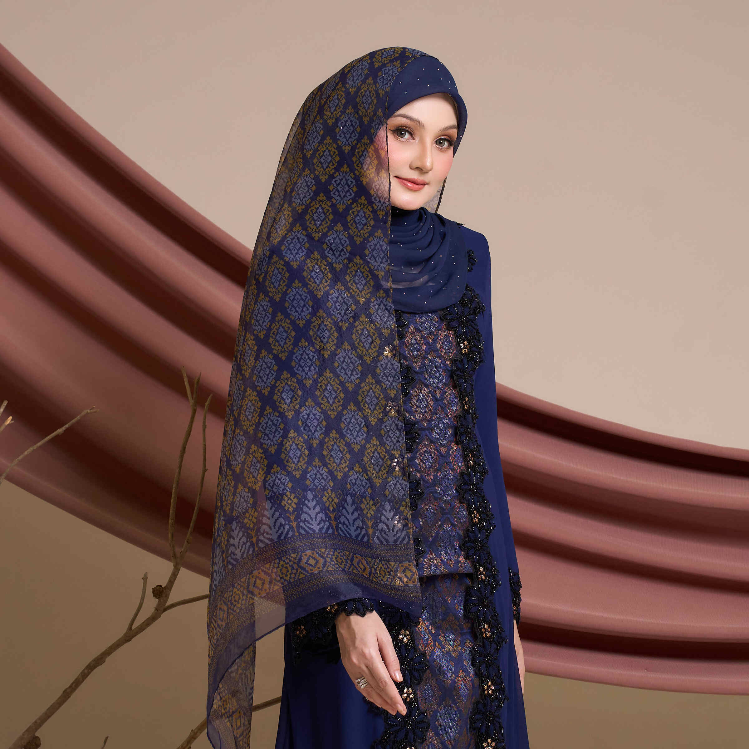 260712 LYC SURI SONGKET CATALOG0155