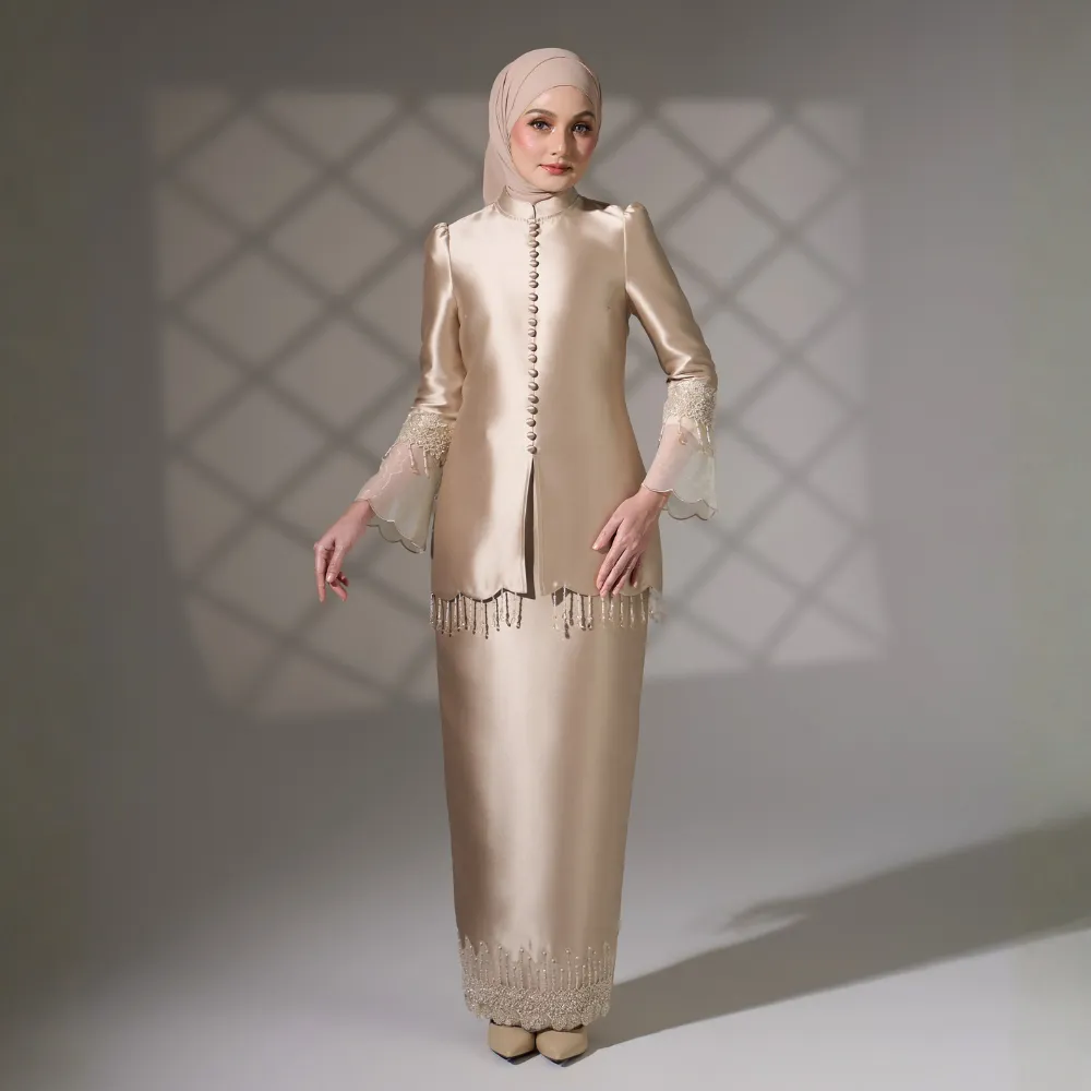 Luna in Champagne