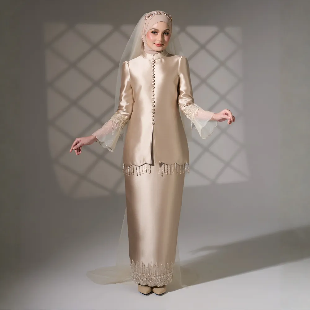 Luna in Champagne
