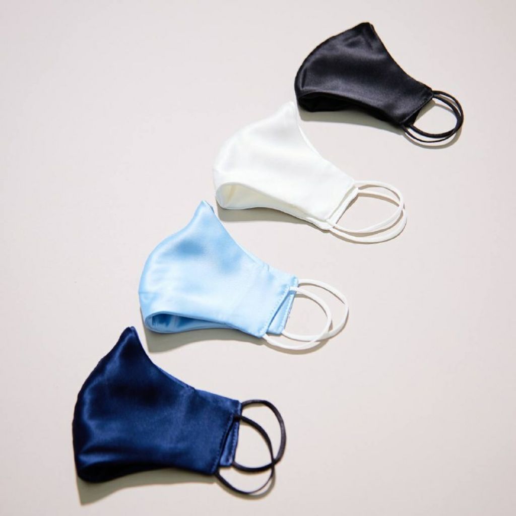 LARVE MASK EARLOOP