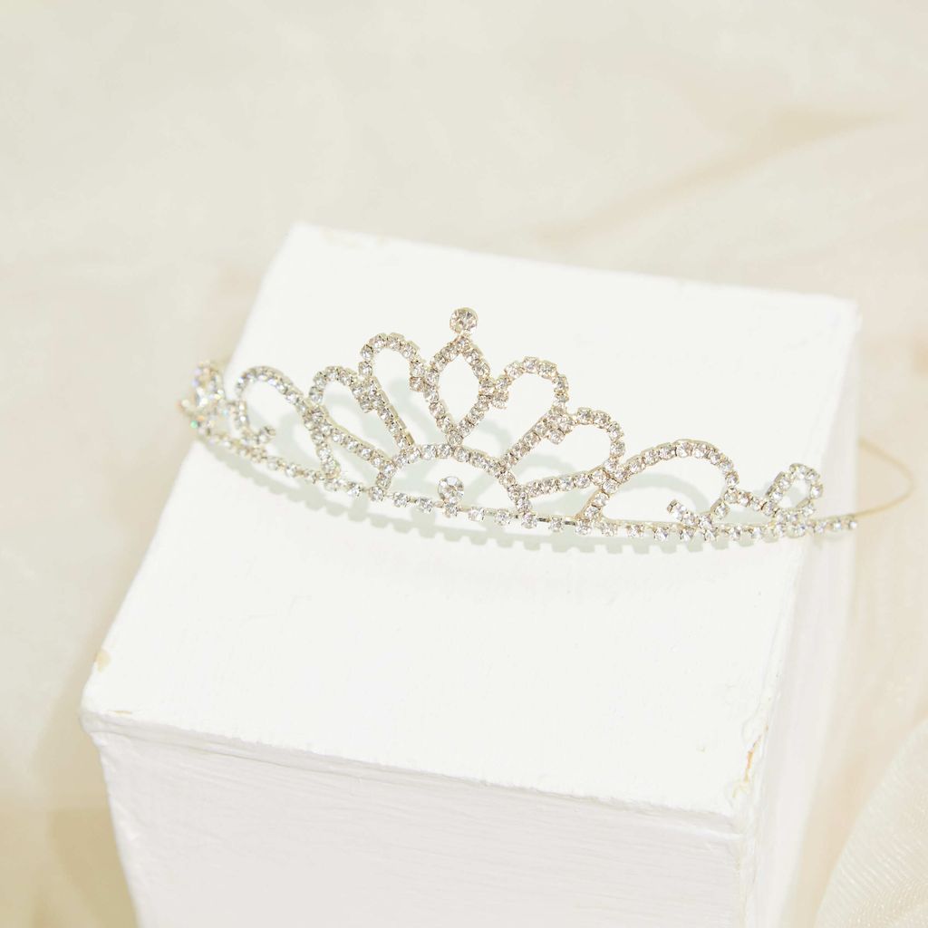 CROWN ELSA.jpg