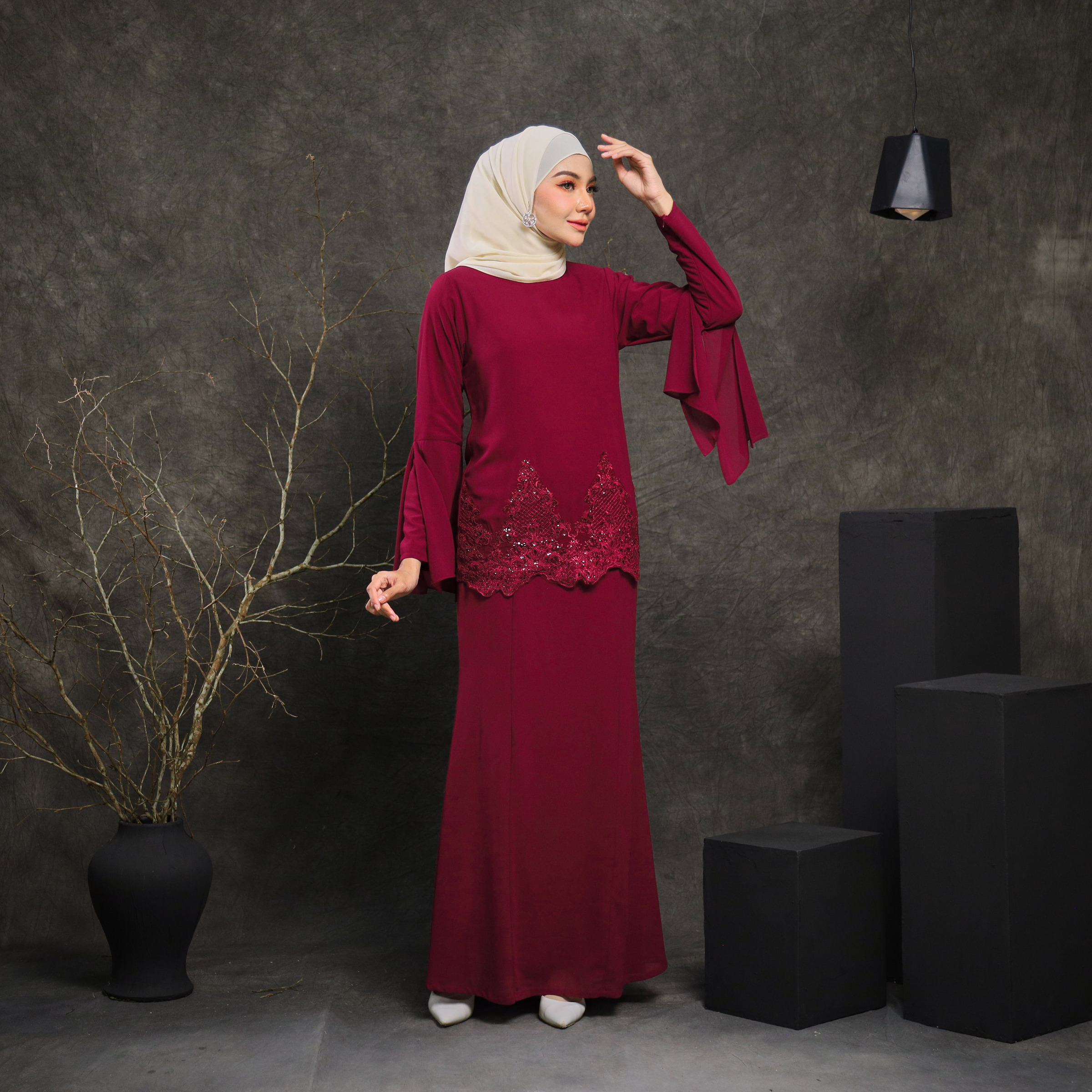231229 LYC CONCEPT RAYA 202401683