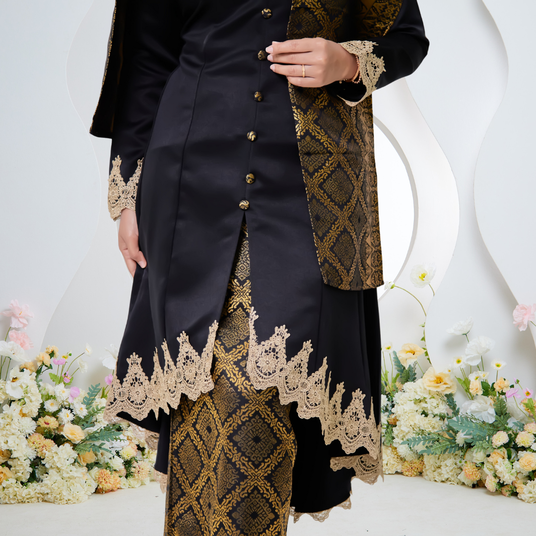 Khalish Black CU 1