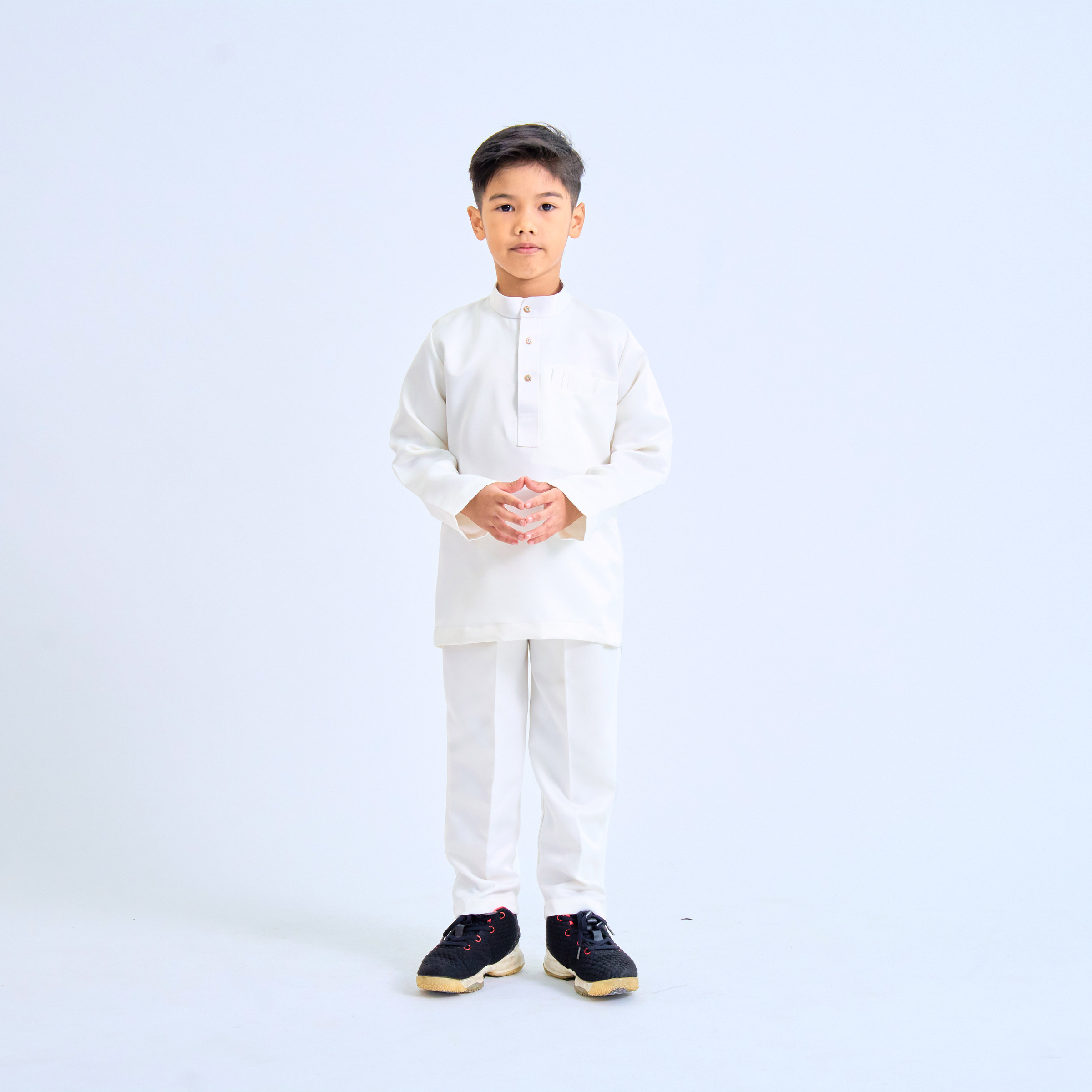 OFF WHITE (3)