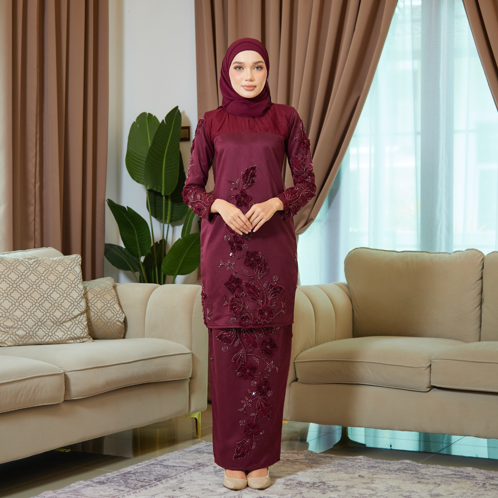 Larabelle Burgundy 1