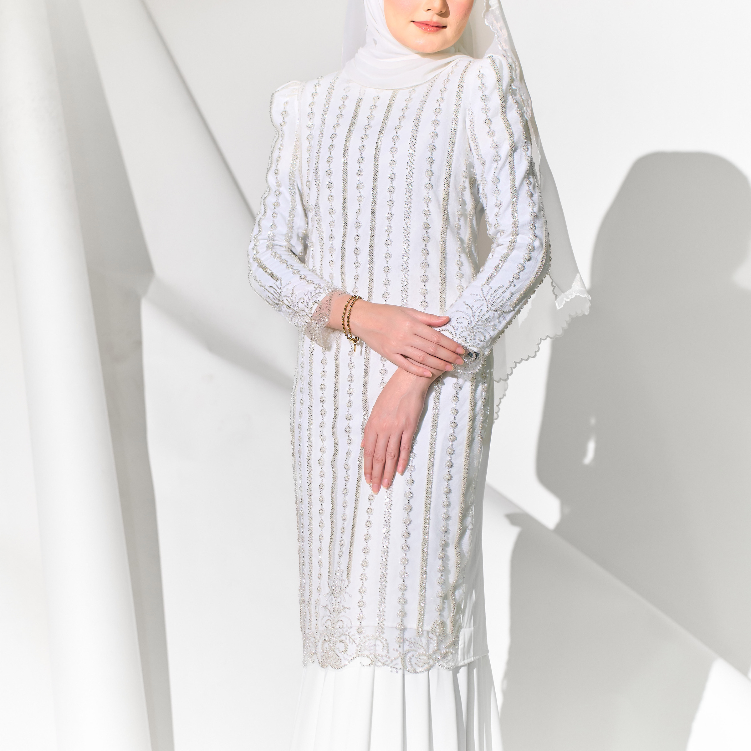 Darlina Off White 1 Close Up