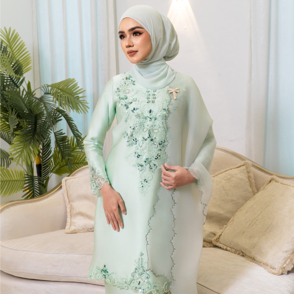 Aurora Mint Green Close Up