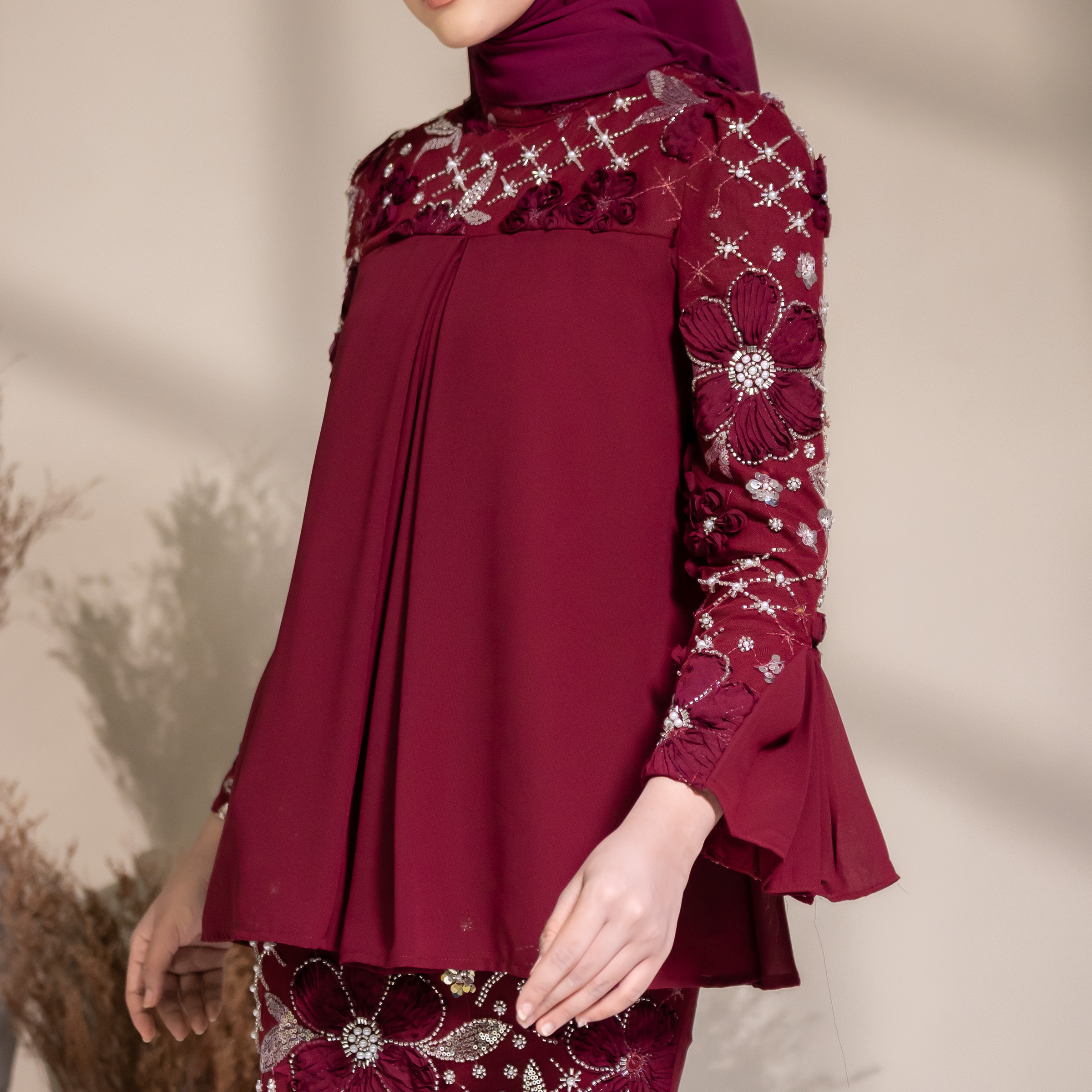 Isabelle 2.0 in Burgundy