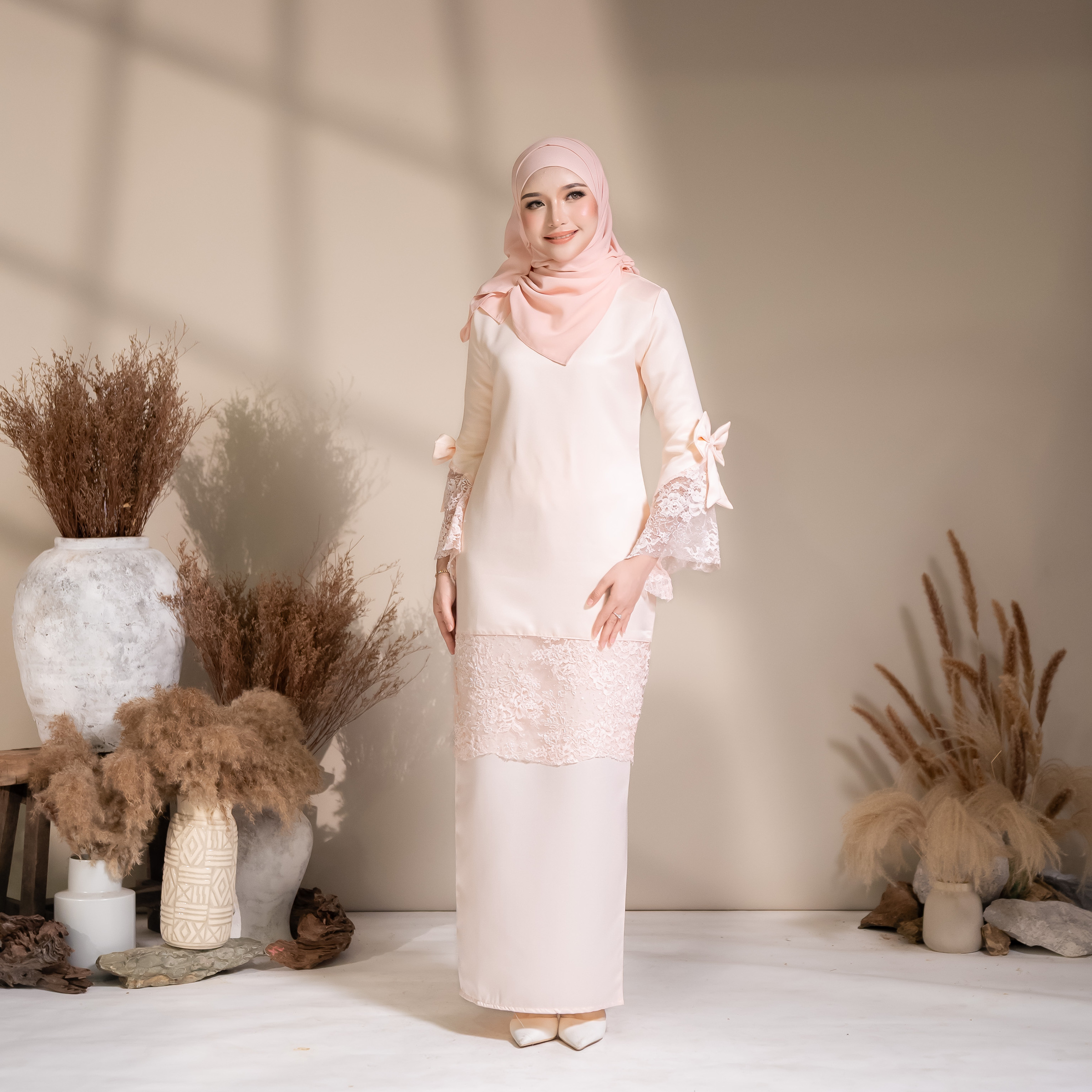 Ayra Kurung in Pinky Peach