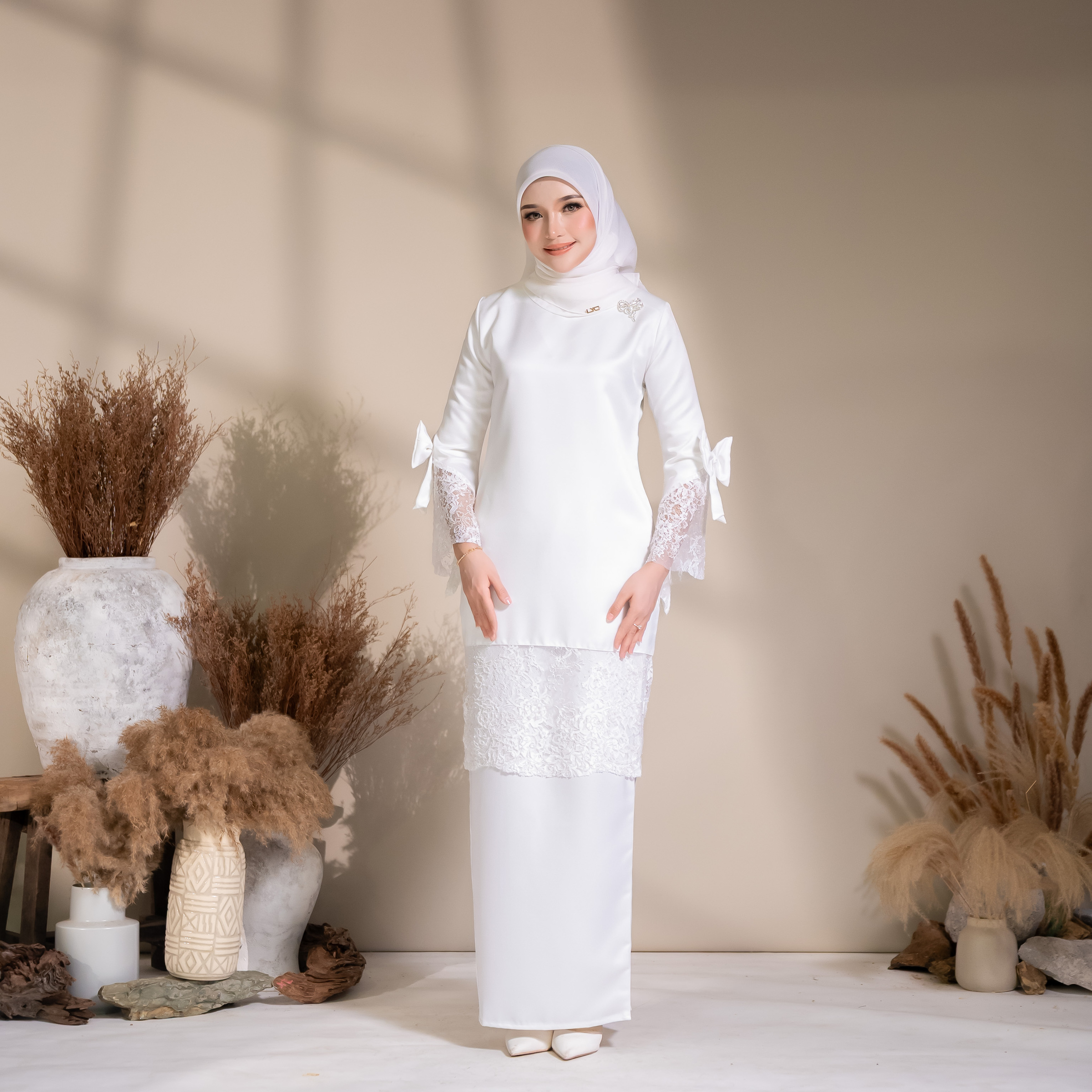 Ayra Kurung in Off White 1