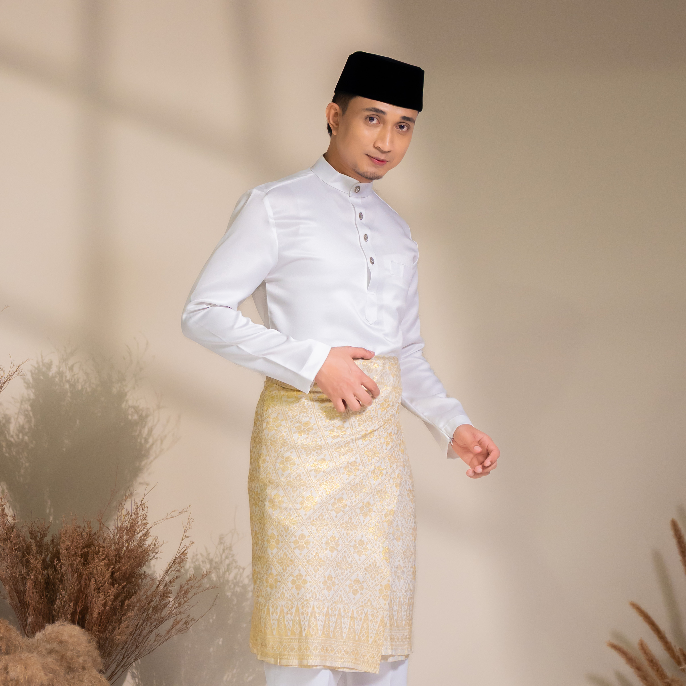 251214 LYC CATALOG-990