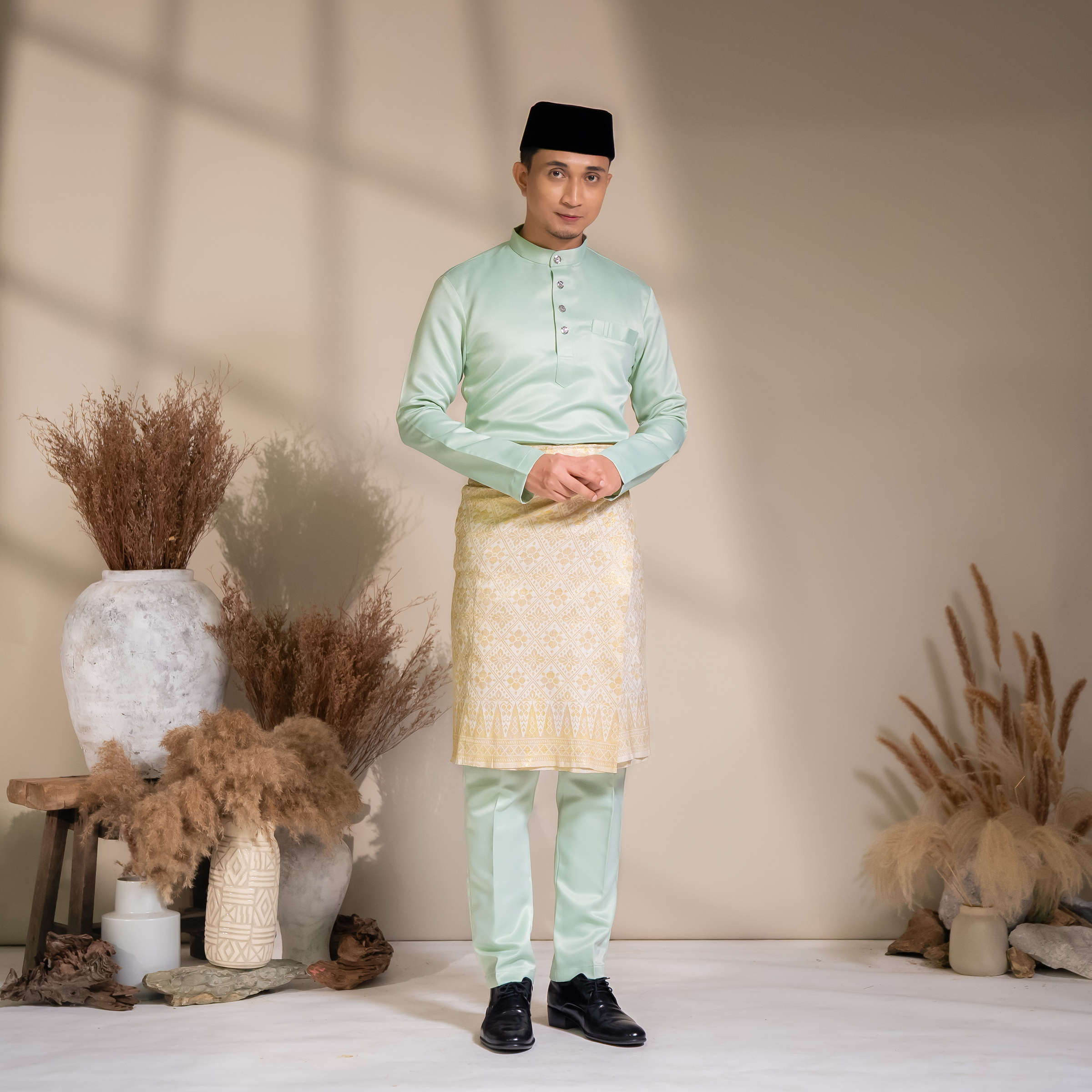 251214 LYC CATALOG-1225