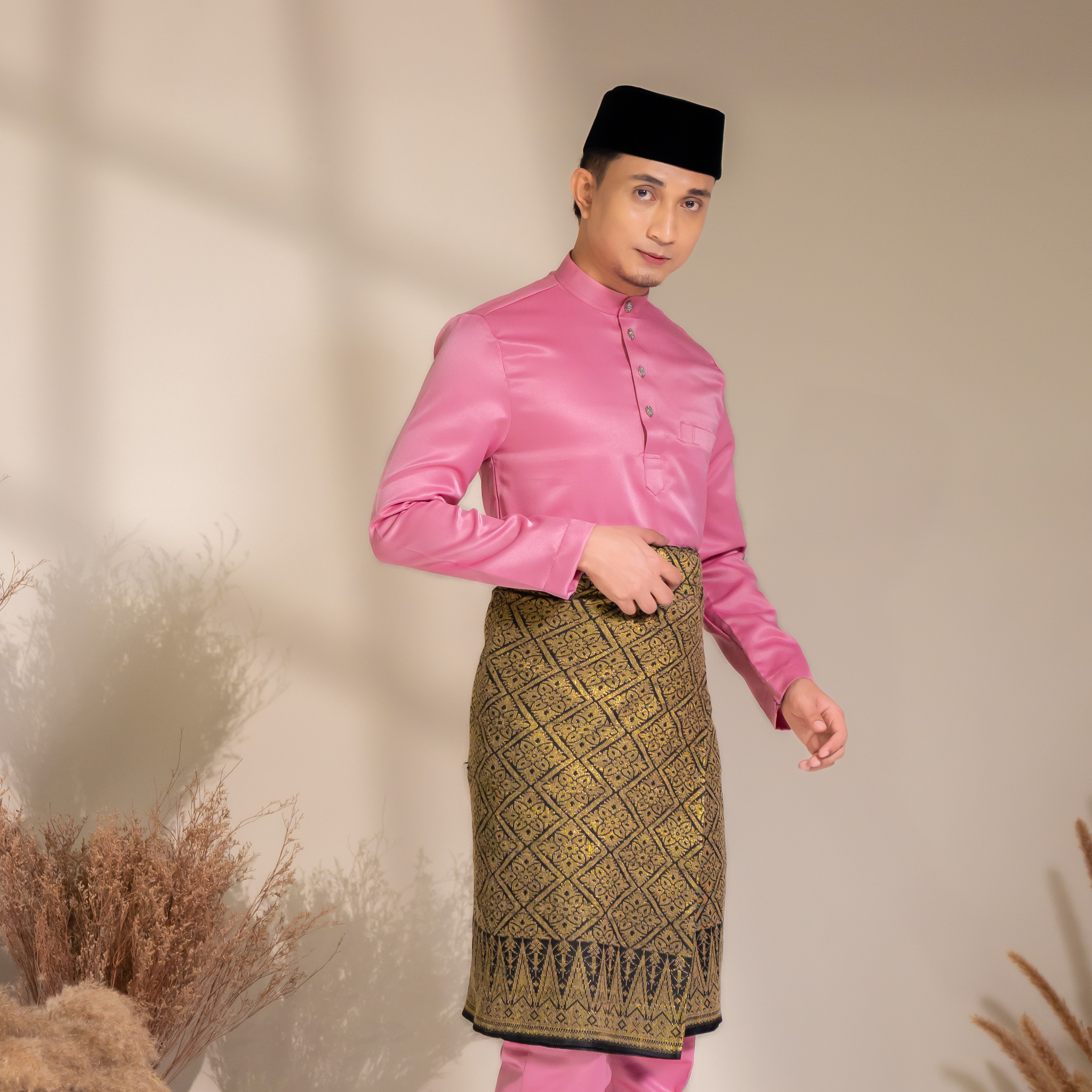 Arjuna in Dusty Pink