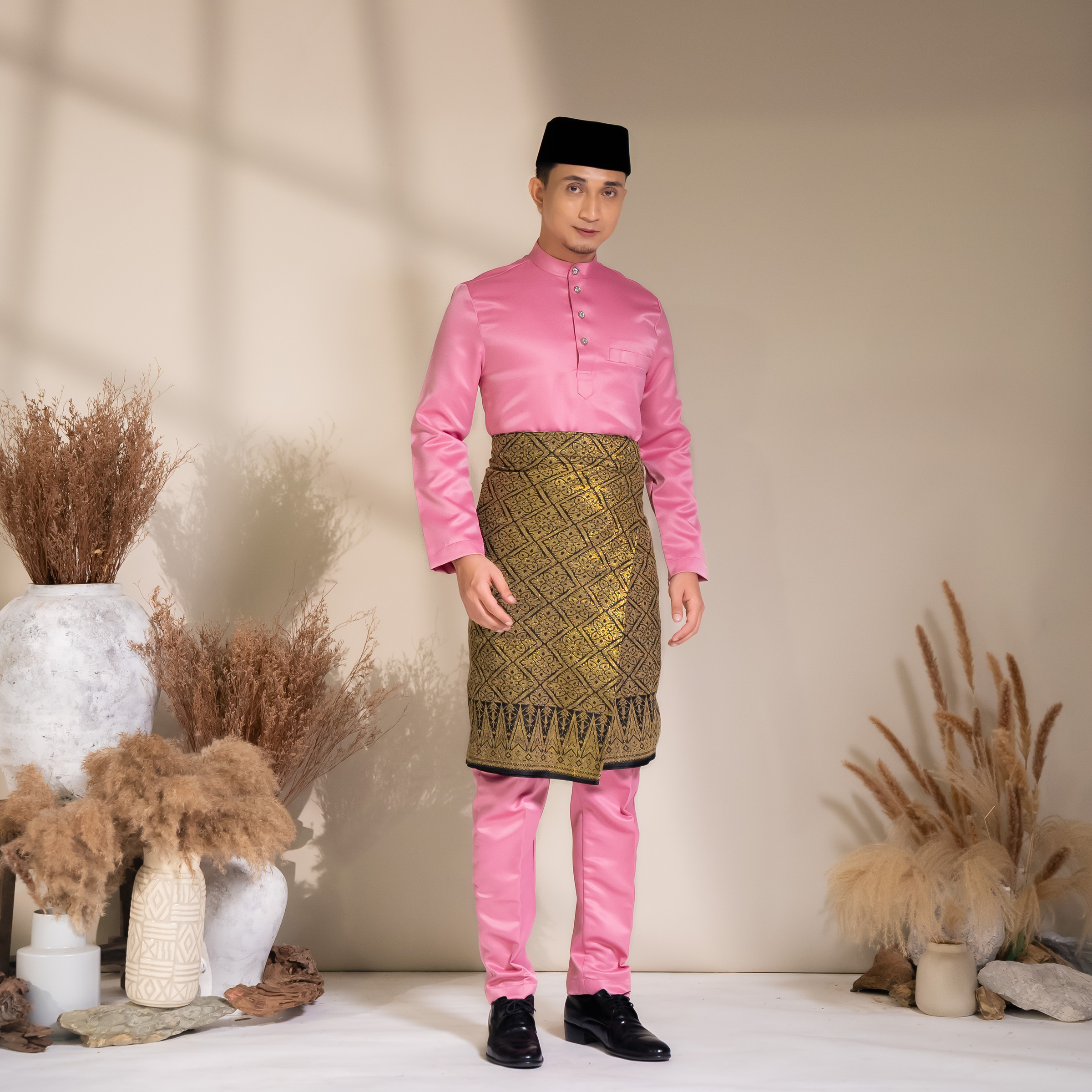 Arjuna in Dusty Pink