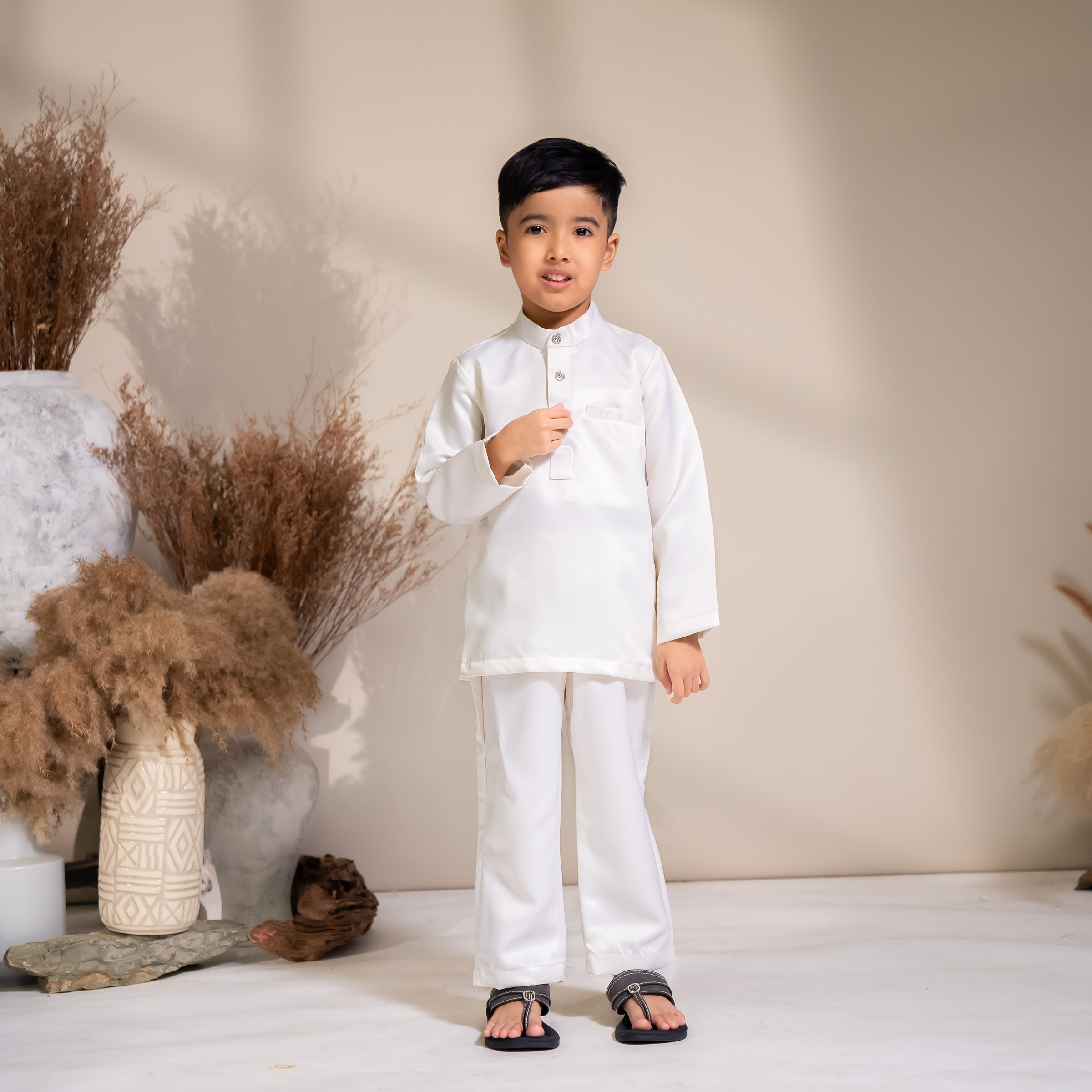 Arjuna Kids in Off White 2