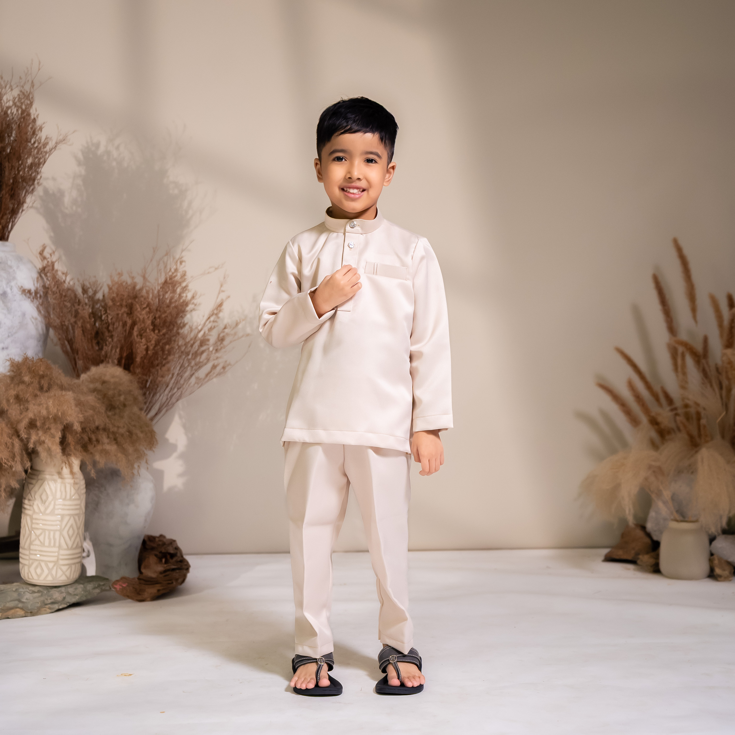 Arjuna Kids in Champagne