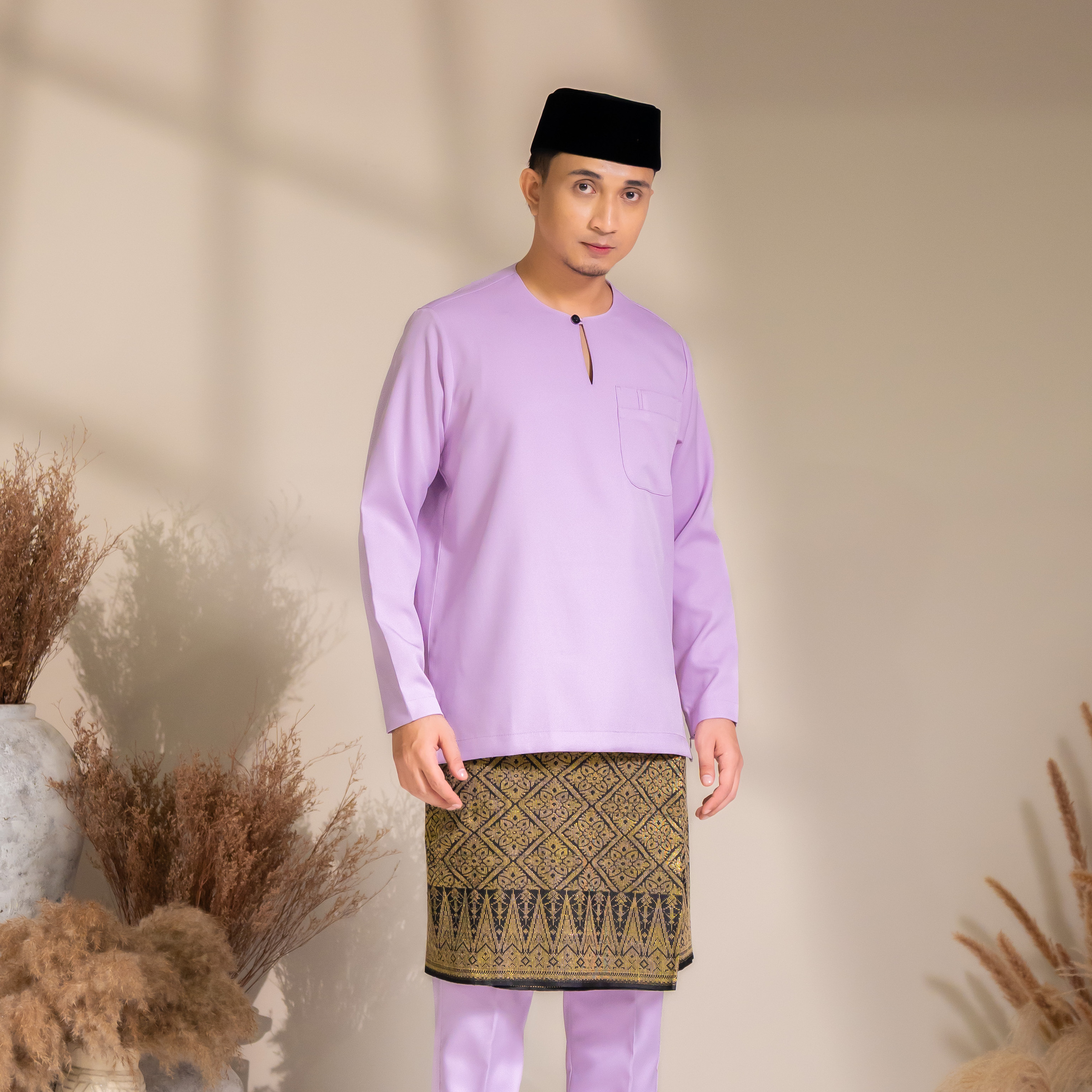 Tuah in Lilac