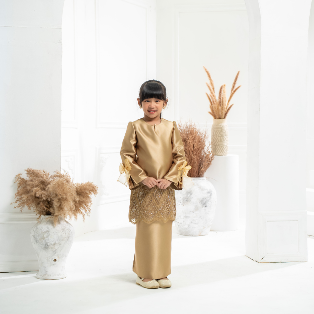 Amara Kids in Golden Champagne