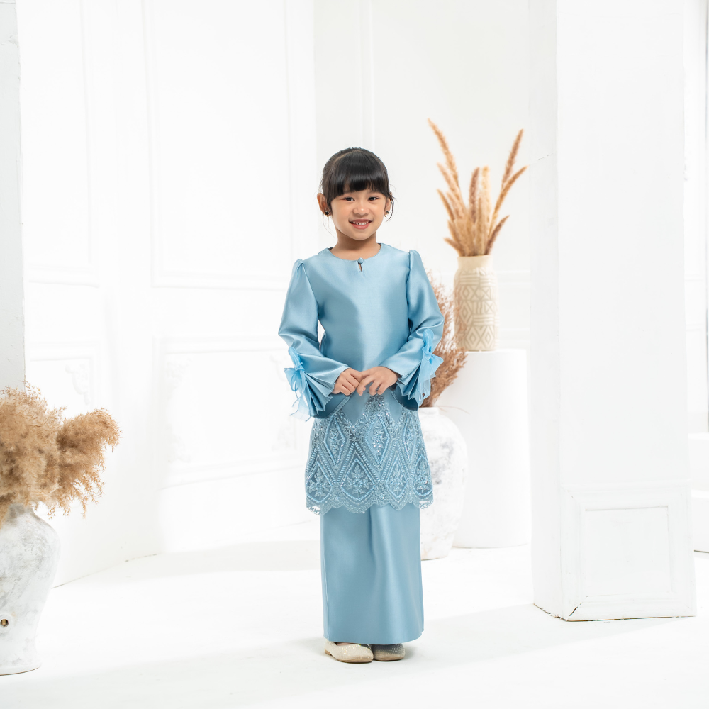 Amara Kids in Ash Blue