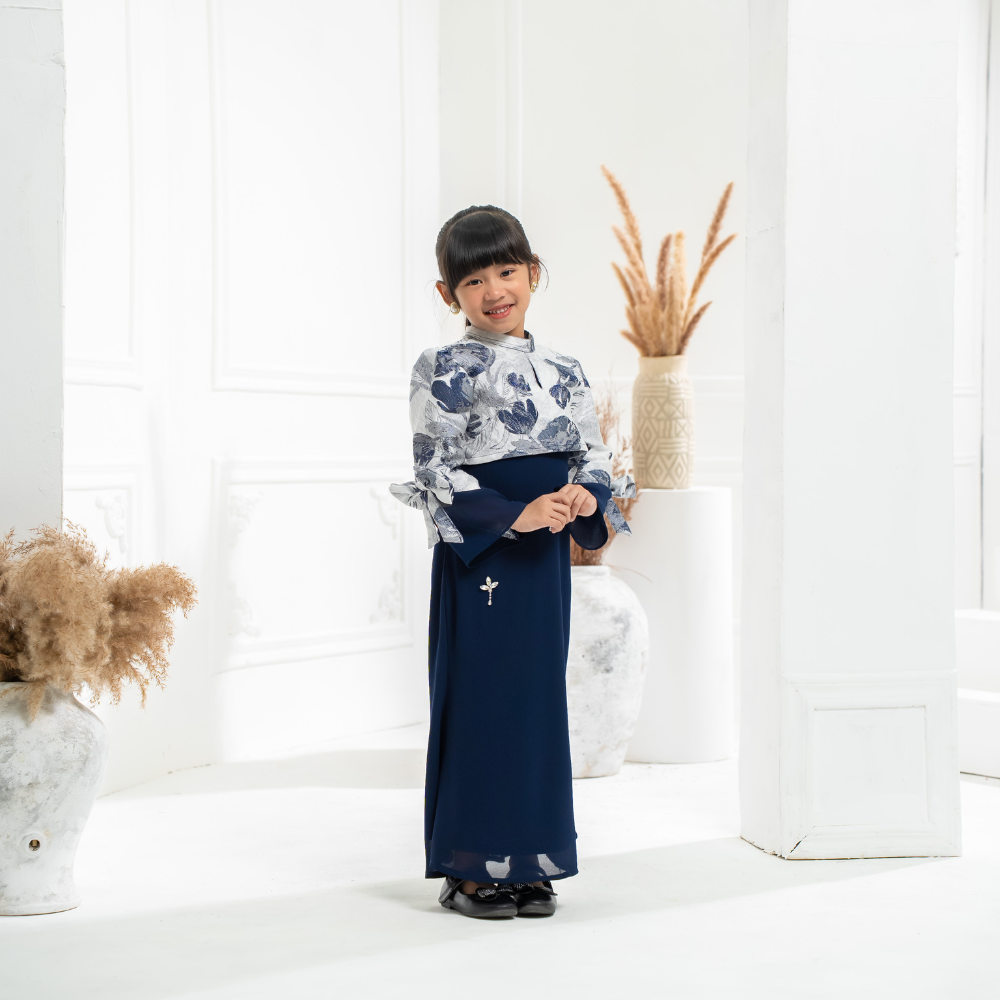 Qayla Kids in Navy