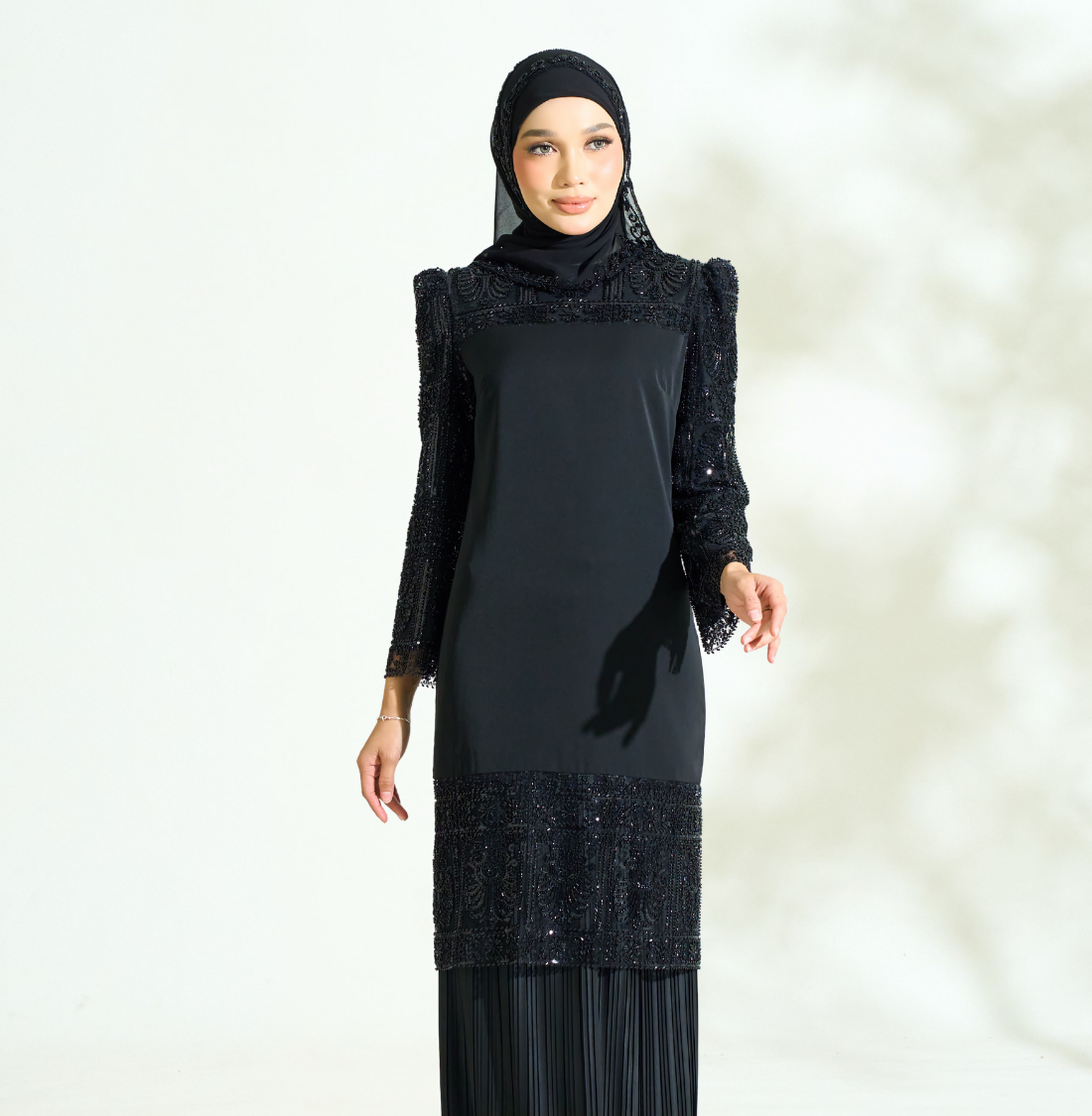 Sophia Exclusive in Black