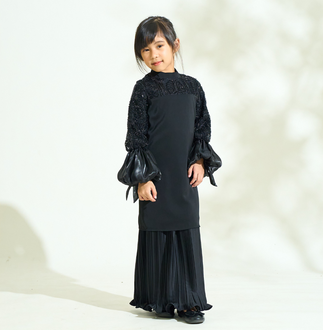 Sophia Exclusive Kids in Black