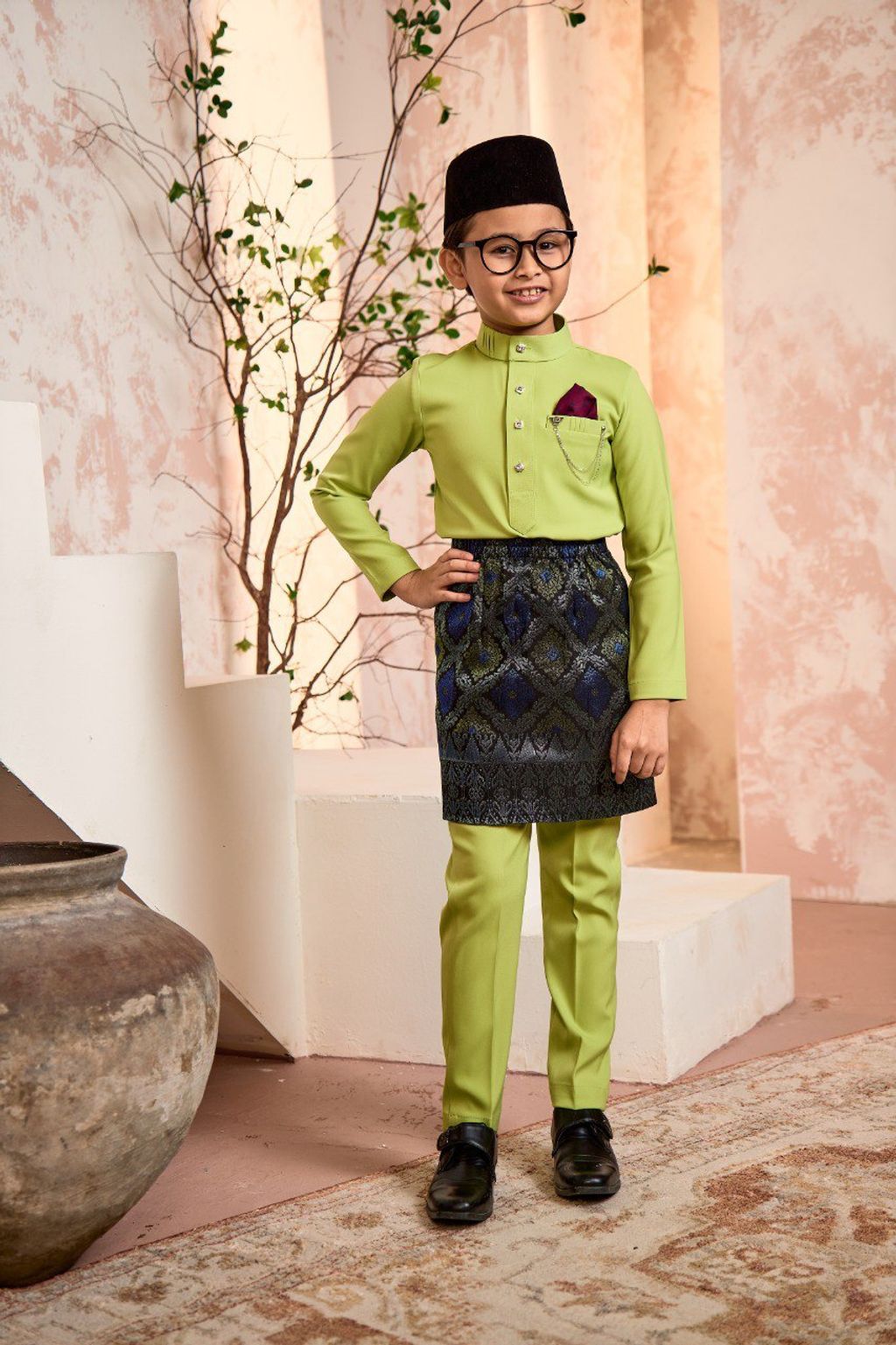 photo_6323252227464087078_y