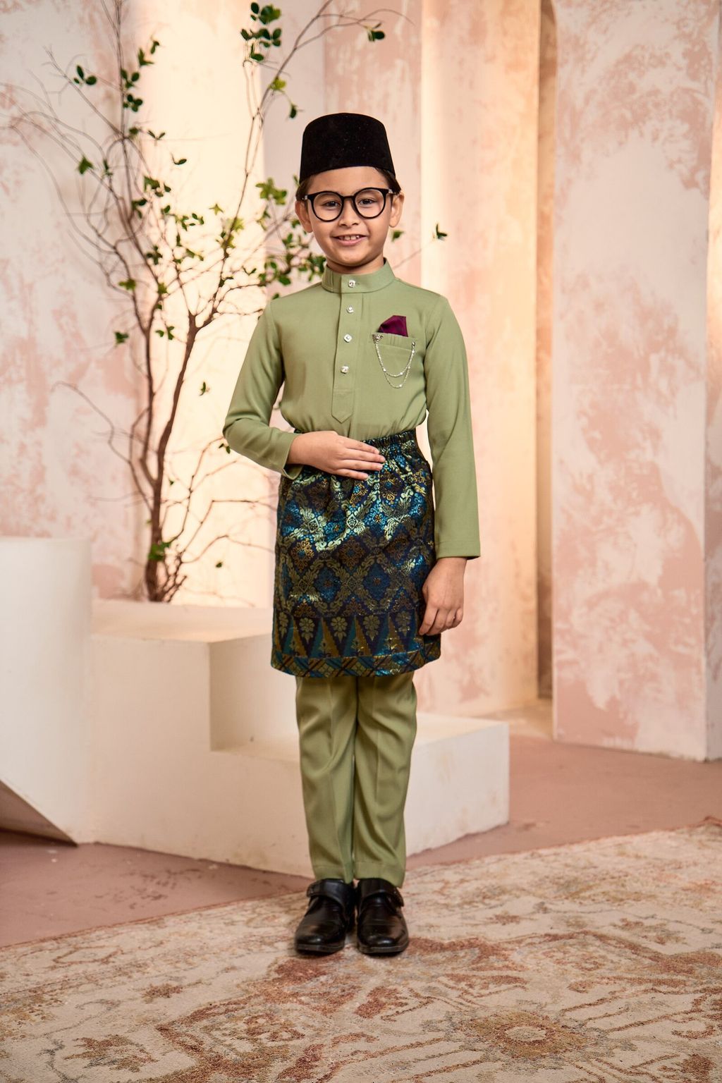 photo_6325318192632808541_w