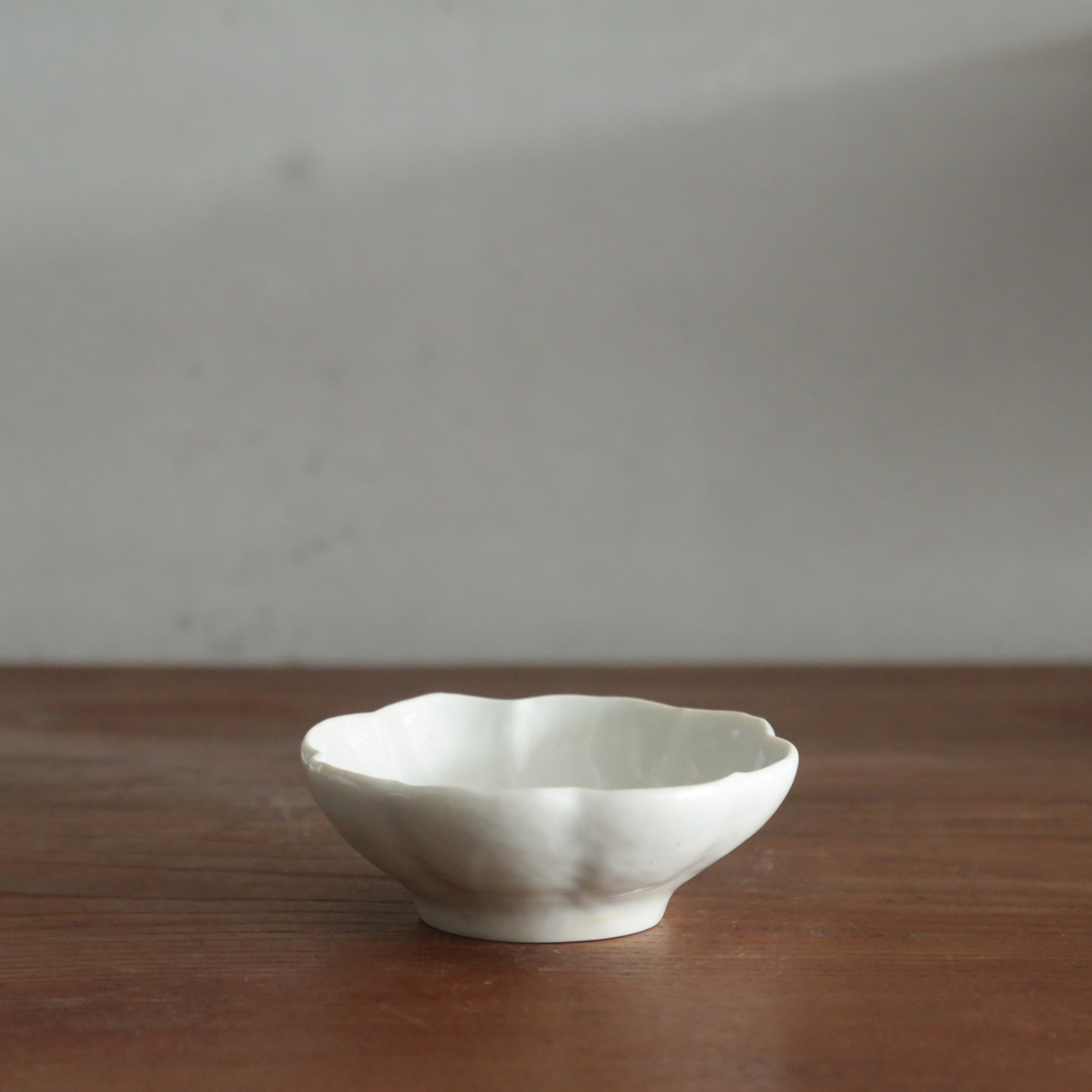 瓷Porcelain – Monoina