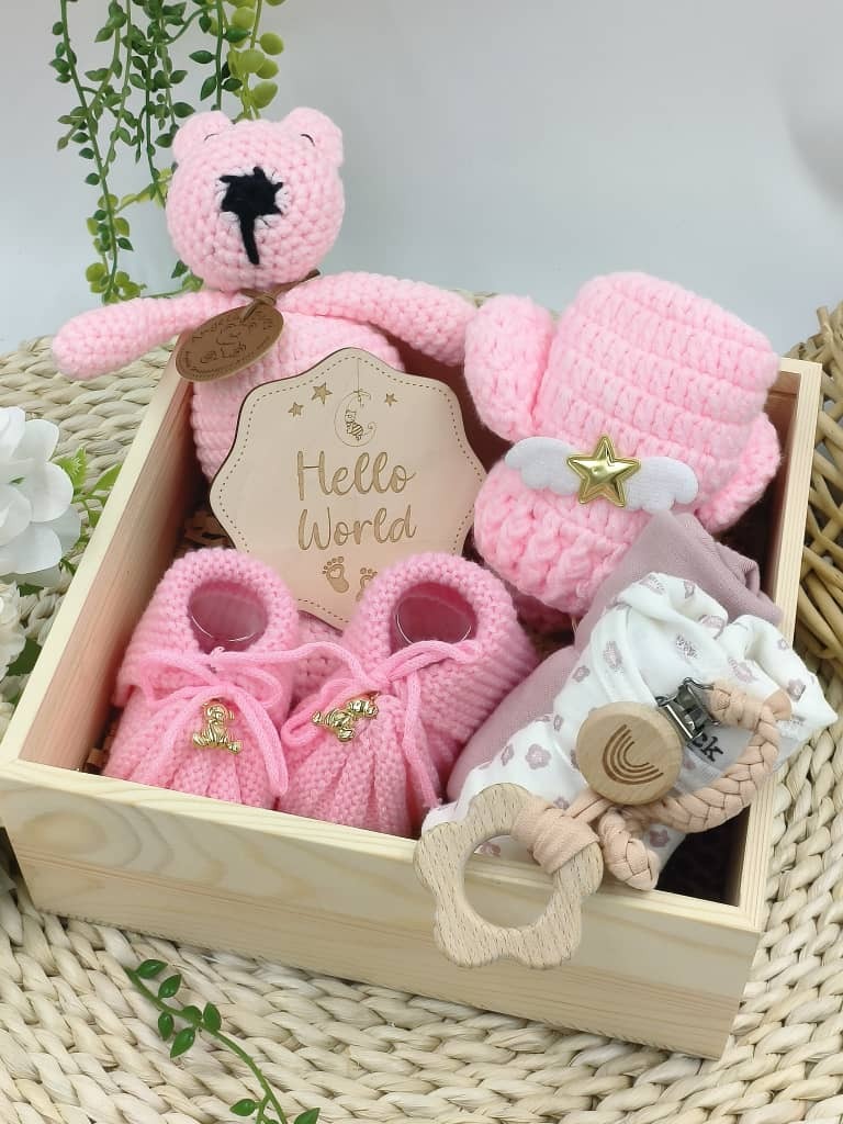 Baby Shower Gifts for Girls Rabbit New Born Baby Girls Gift 10pcs Baby Girl  Pink Shower Essentials Gift Basket Rabbit Rattle, Baby Welcome Box