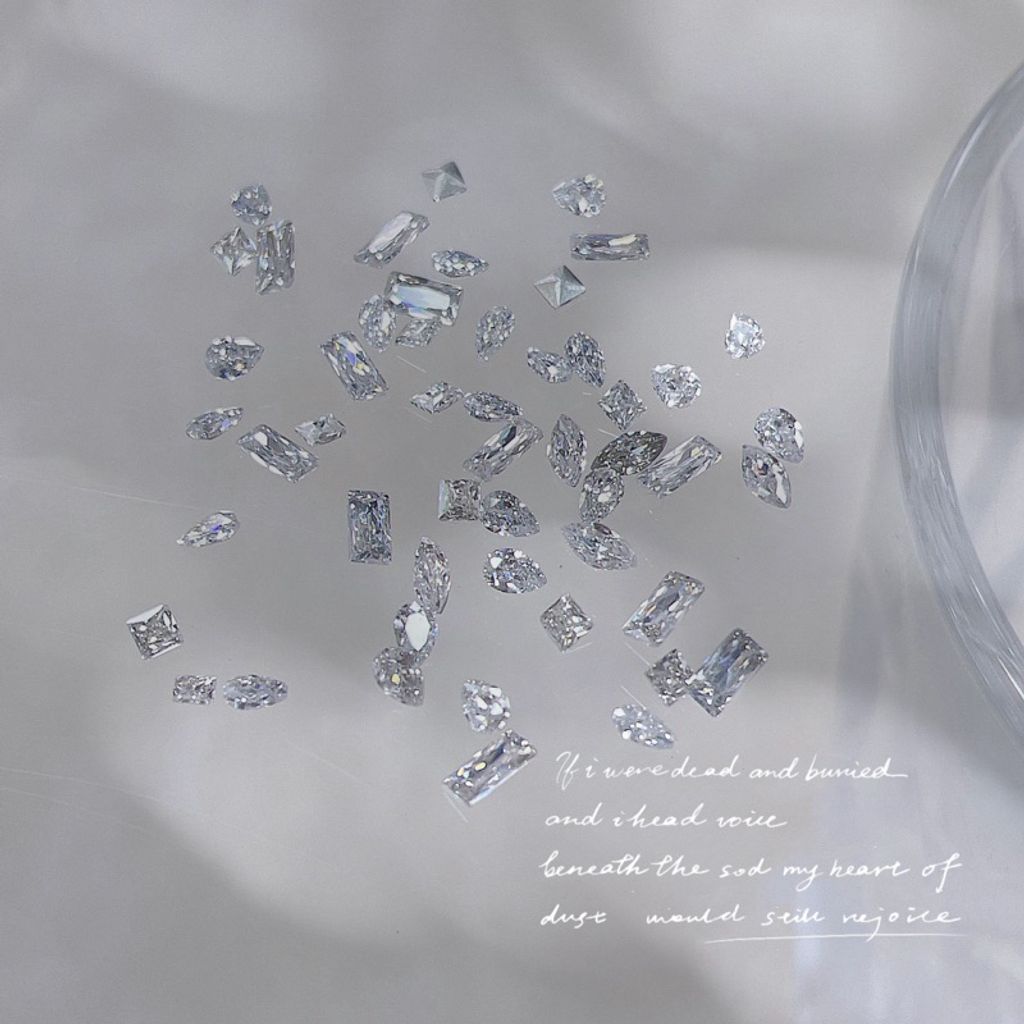 tw-11134207-7qul1-liq2e24nzm0yae