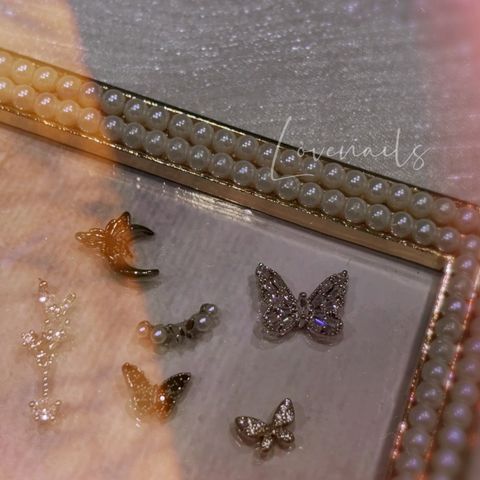 tw-11134207-820le-ml4po8661a8d5e