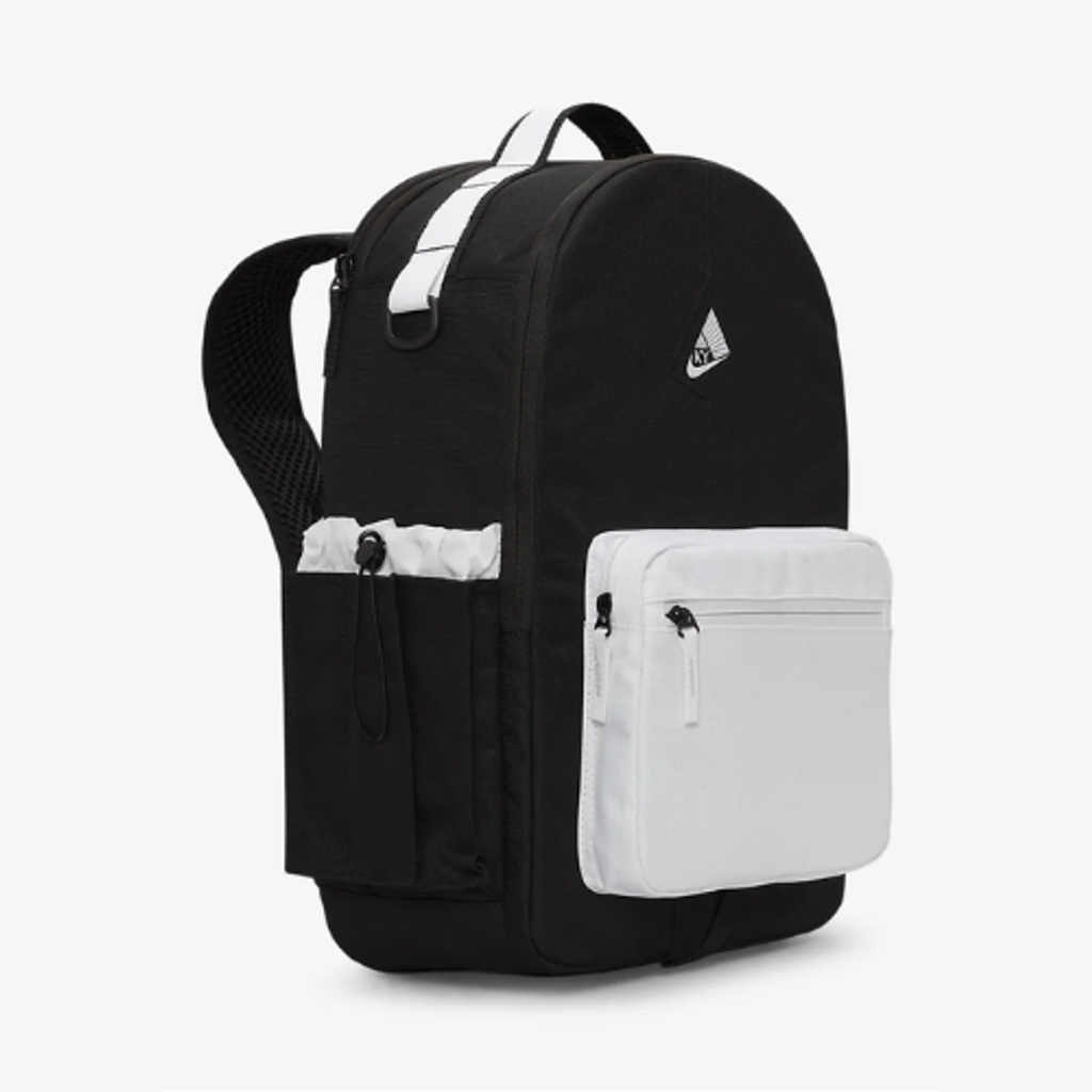 Nike - Kyrie Backpack 02