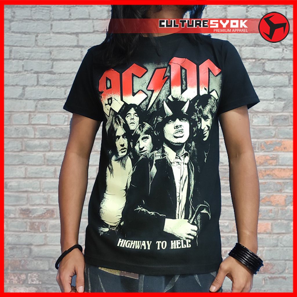 Acdc rock tshirt.jpg