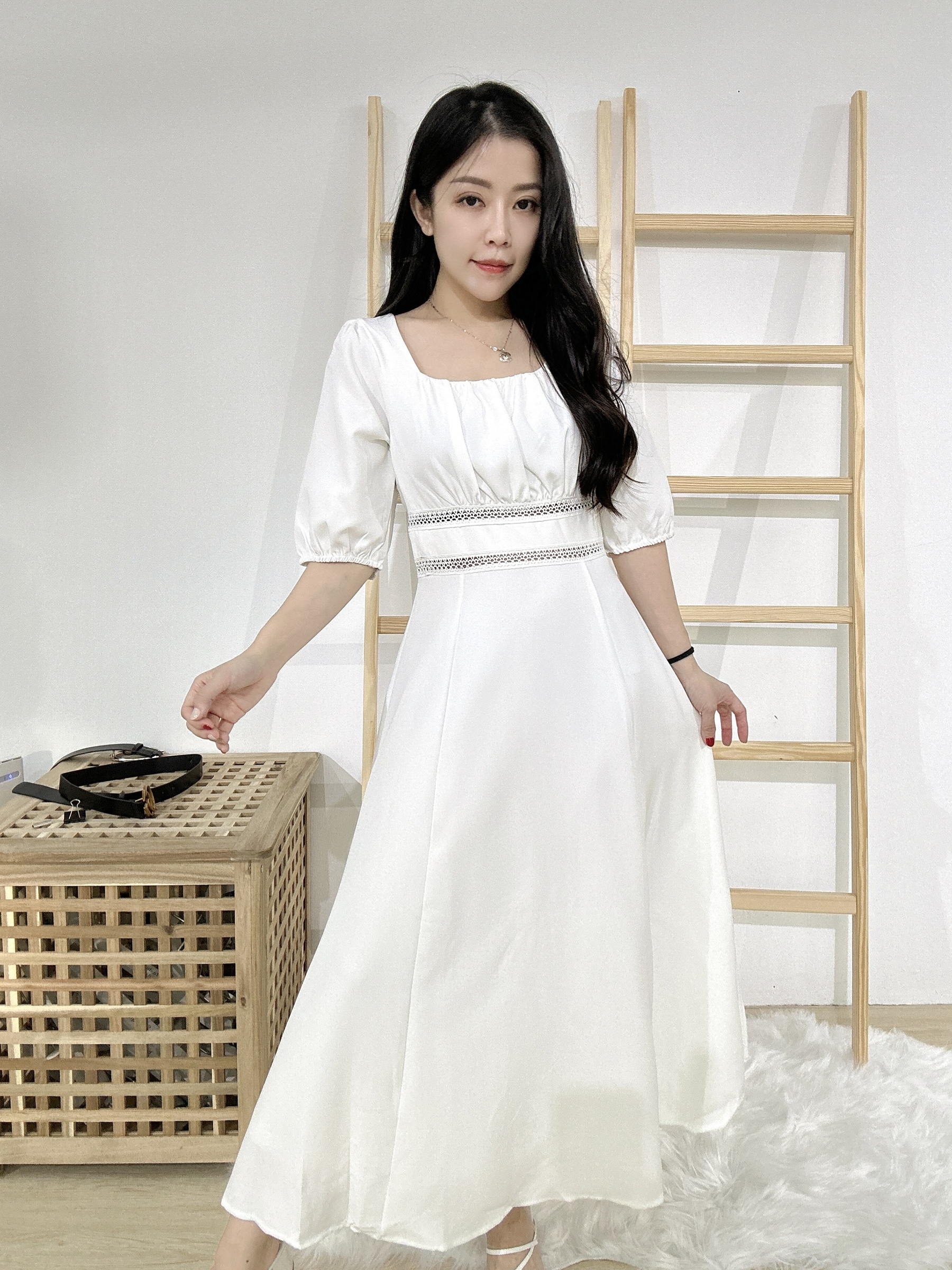 08DF3B3F-FE48-4E8E-8202-720707672381