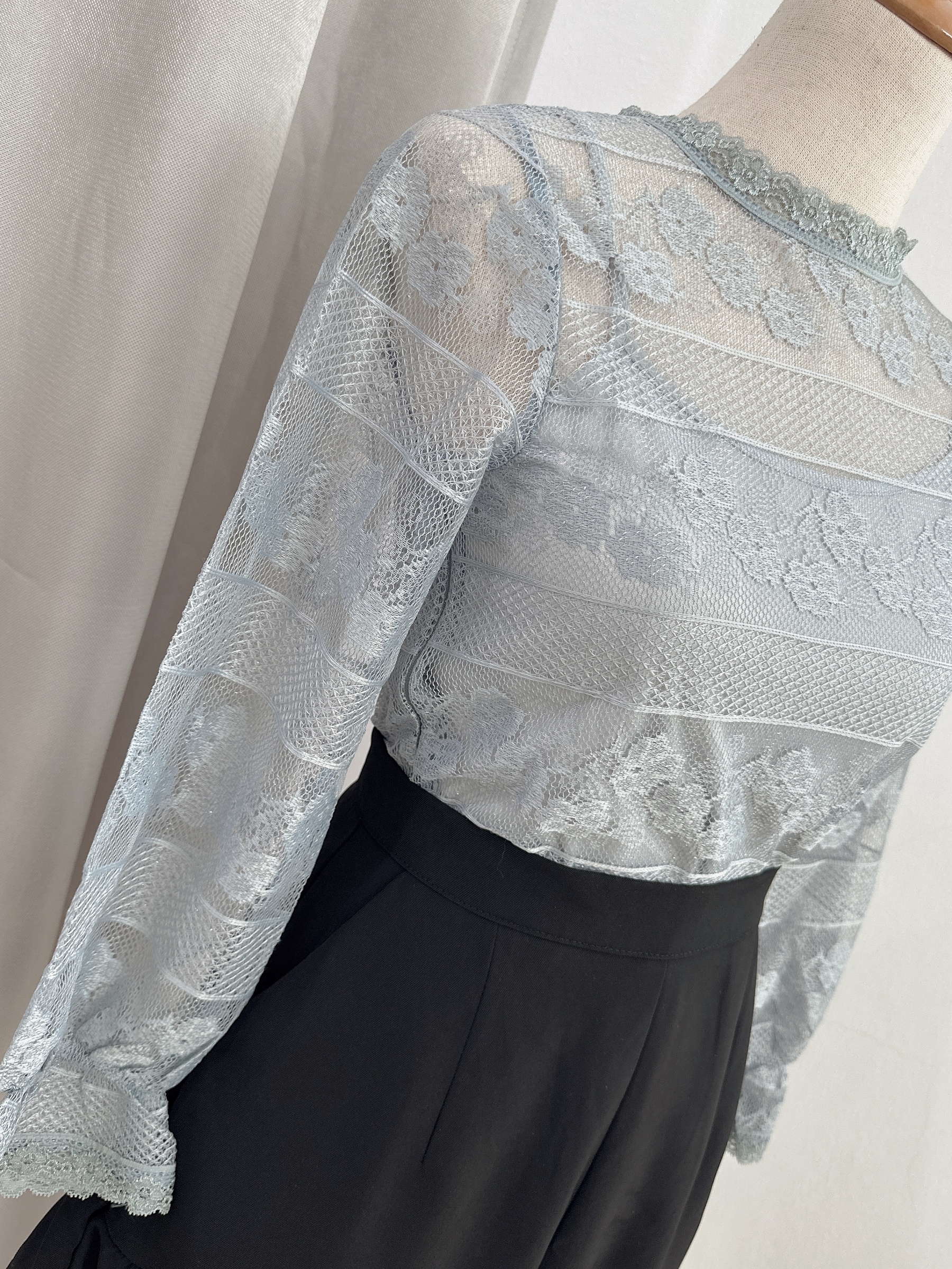 B548C622-0B96-4598-A7A1-6E0D492C096D