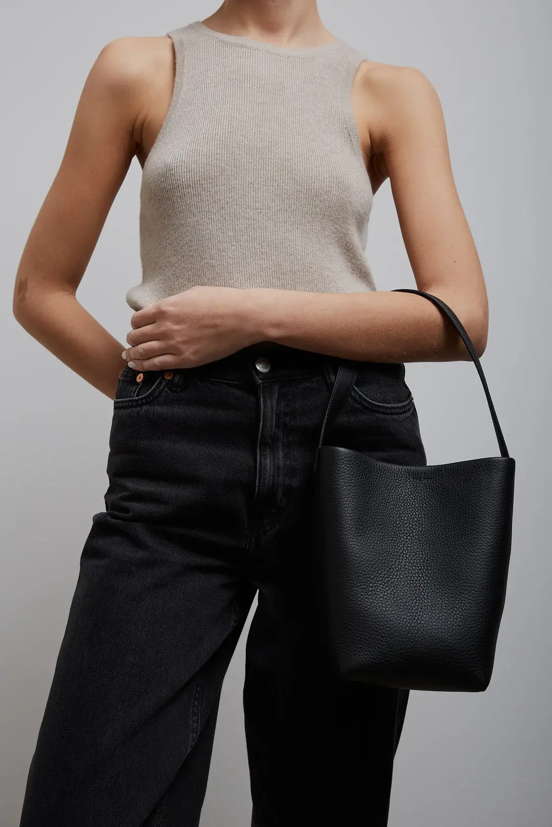 TR21158B-The-Row-Small-N_S-Park-black-tote-bag-10_1080x